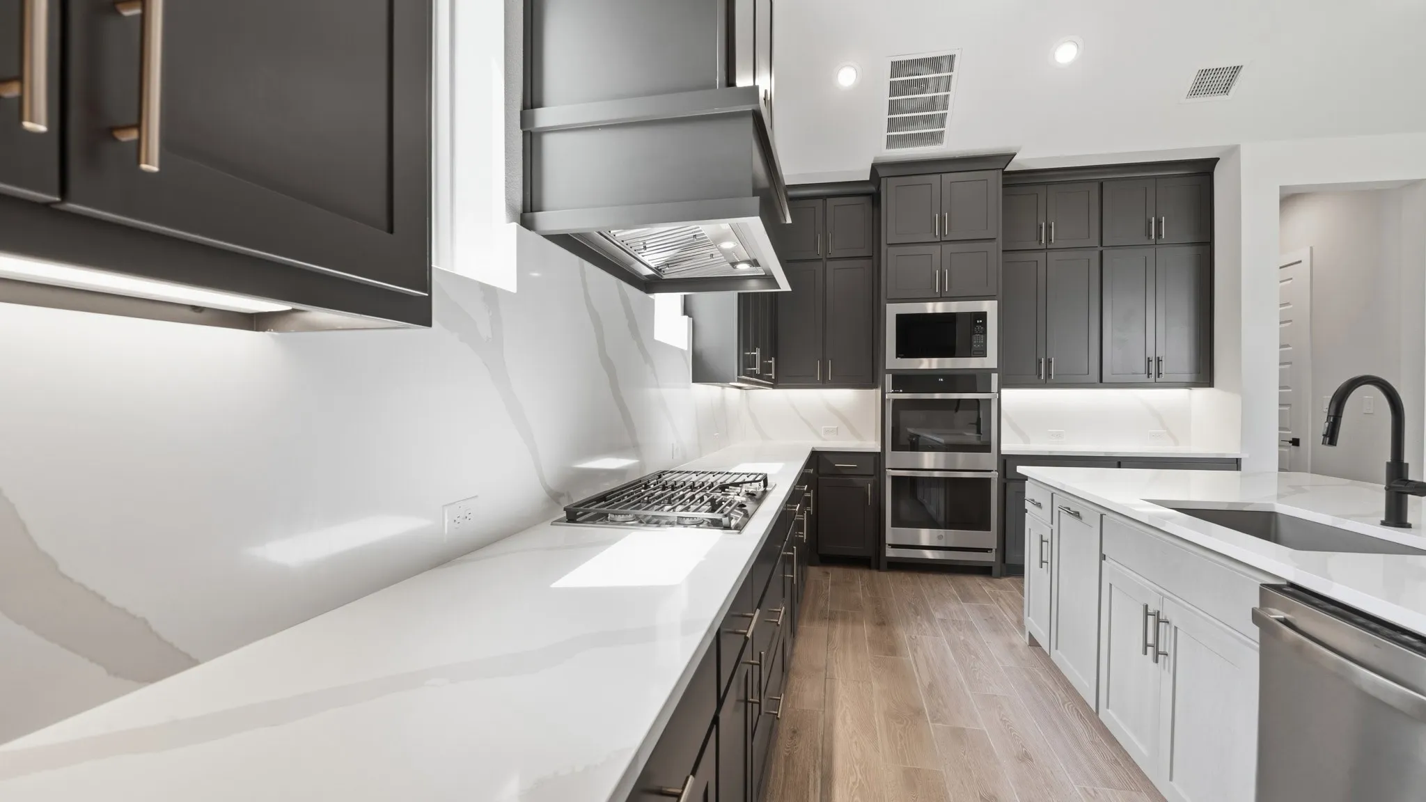 Single Family Residence For Sale in Denton County , 8017 Autumn Sage Trail, Denton, Texas 76205, 4 Bedroom, 5 Bathroom, 3 Garage spaces, 3,080 Sqft, built in 2026, New Construction - Incomplete, mls#21168991, Real Estate Agent in Denton, Homes For Sale in Denton county, Homes For Sale in Denton, Realtor in Denton Texas, Real Estate Brokerage Independent Realty Texas, Luminita Cordes Realtor