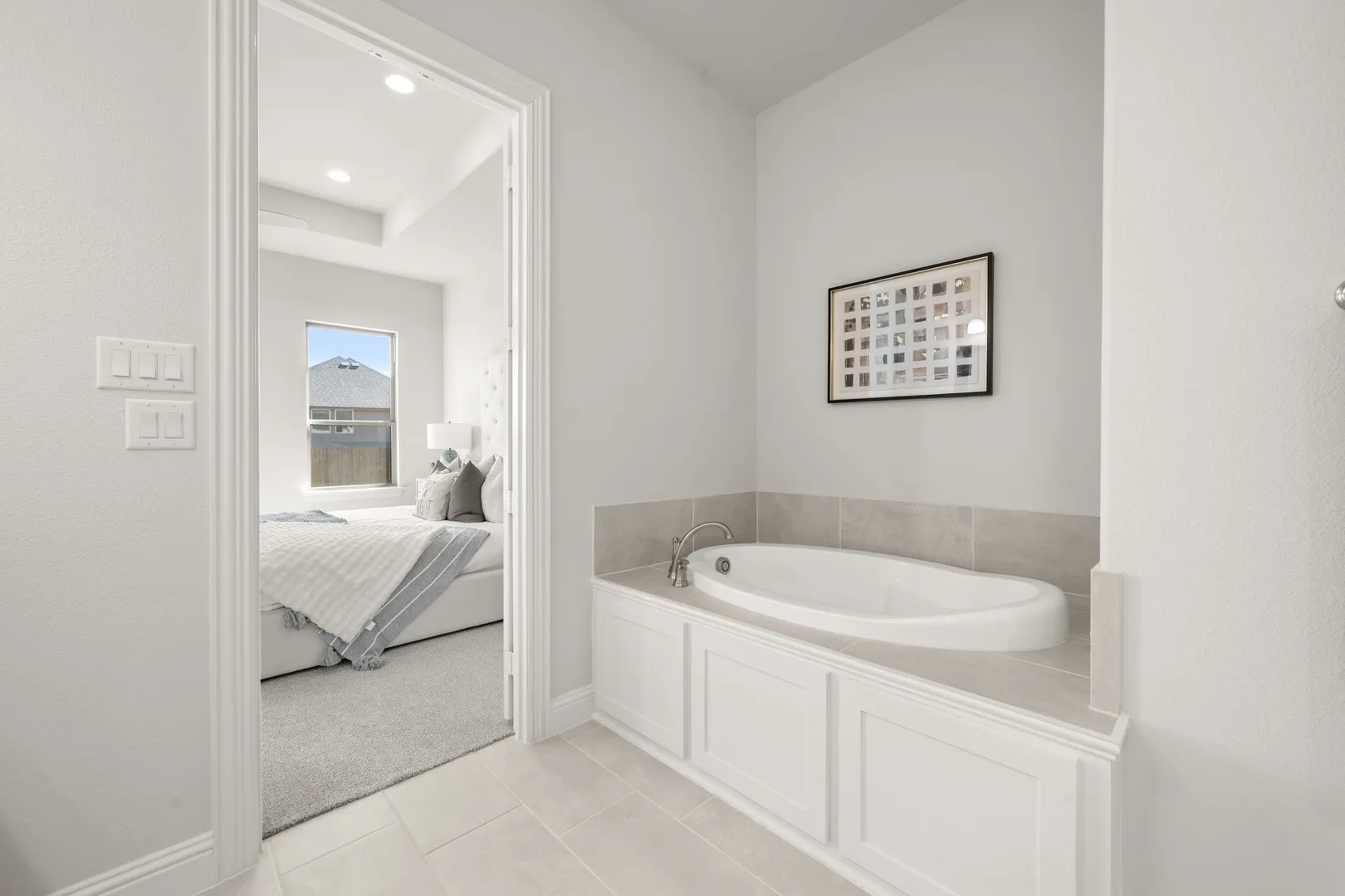 16_5638 Rutherford- Primary Suite-4