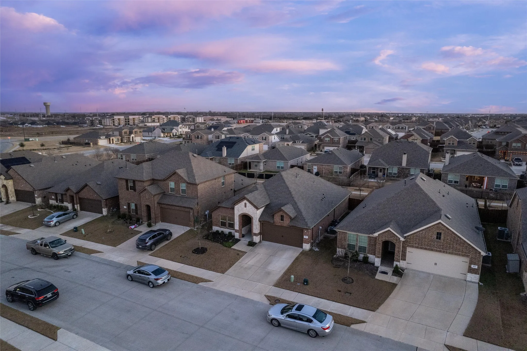 Single Family Residence For Rent in Collin County , 809 Egret Street, Princeton, Texas 75407, 3 Bedrooms, 2 Bathrooms, 2 Garage spaces, 1,653 Sqft, built in 2021, Price $2,200, mls#21169368, Real Estate Agent in Princeton, Homes For Rent in Collin county, Homes For Rent in Princeton, Realtor in Princeton Texas, Real Estate Brokerage Independent Realty Texas, Luminita Cordes Realtor