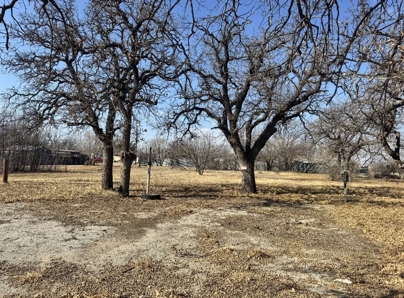 Unimproved Land For Sale in Taylor County , 3210 Hickory Street, Abilene, Texas 79601, 0, 0, Garage spaces, 0 Sqft, built in 0, Price $120,000, mls#21169432, Real Estate Agent in Abilene, Homes For Sale in Taylor county, Homes For Sale in Abilene, Realtor in Abilene Texas, Real Estate Brokerage Independent Realty Texas, Luminita Cordes Realtor