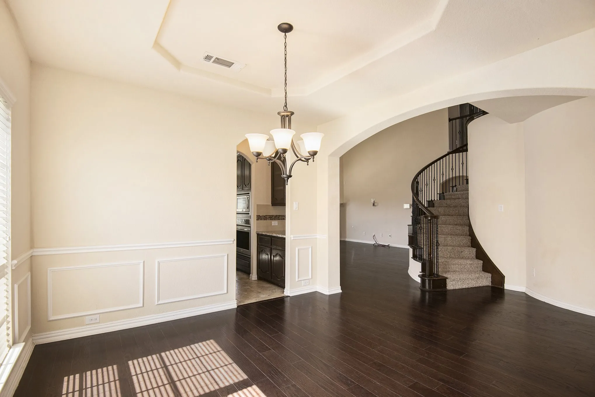 Single Family Residence For Rent in Tarrant County , 9801 Yellow Cup Drive, Fort Worth, Texas 76177, 5 Bedrooms, 4 Bathrooms, 2 Garage spaces, 4,011 Sqft, built in 2016, Preowned, Price $3,675, mls#21169154, Real Estate Agent in Fort Worth, Homes For Rent in Tarrant county, Homes For Rent in Fort Worth, Realtor in Fort Worth Texas, Real Estate Brokerage Independent Realty Texas, Luminita Cordes Realtor