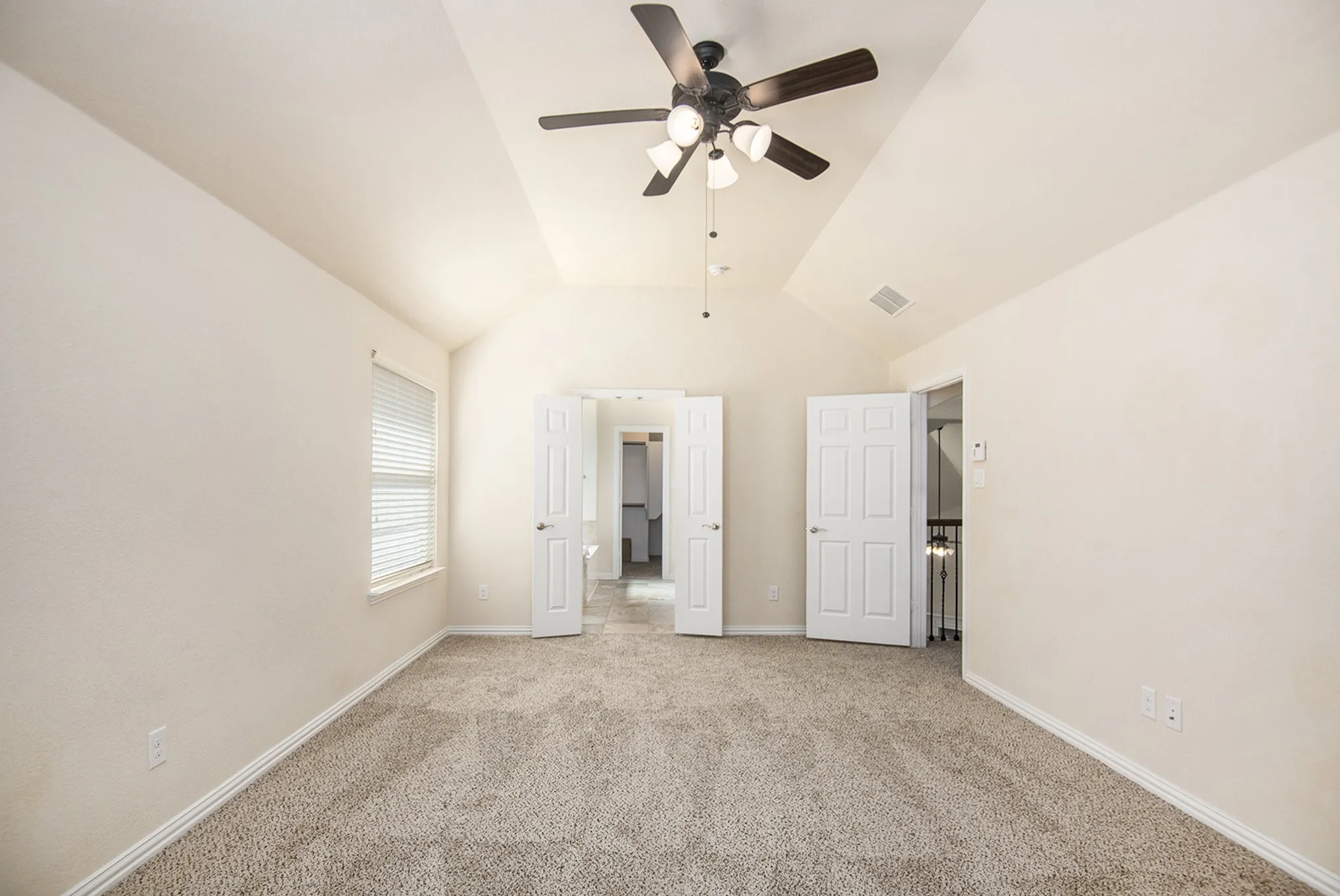Single Family Residence For Rent in Tarrant County , 9801 Yellow Cup Drive, Fort Worth, Texas 76177, 5 Bedrooms, 4 Bathrooms, 2 Garage spaces, 4,011 Sqft, built in 2016, Preowned, Price $3,675, mls#21169154, Real Estate Agent in Fort Worth, Homes For Rent in Tarrant county, Homes For Rent in Fort Worth, Realtor in Fort Worth Texas, Real Estate Brokerage Independent Realty Texas, Luminita Cordes Realtor