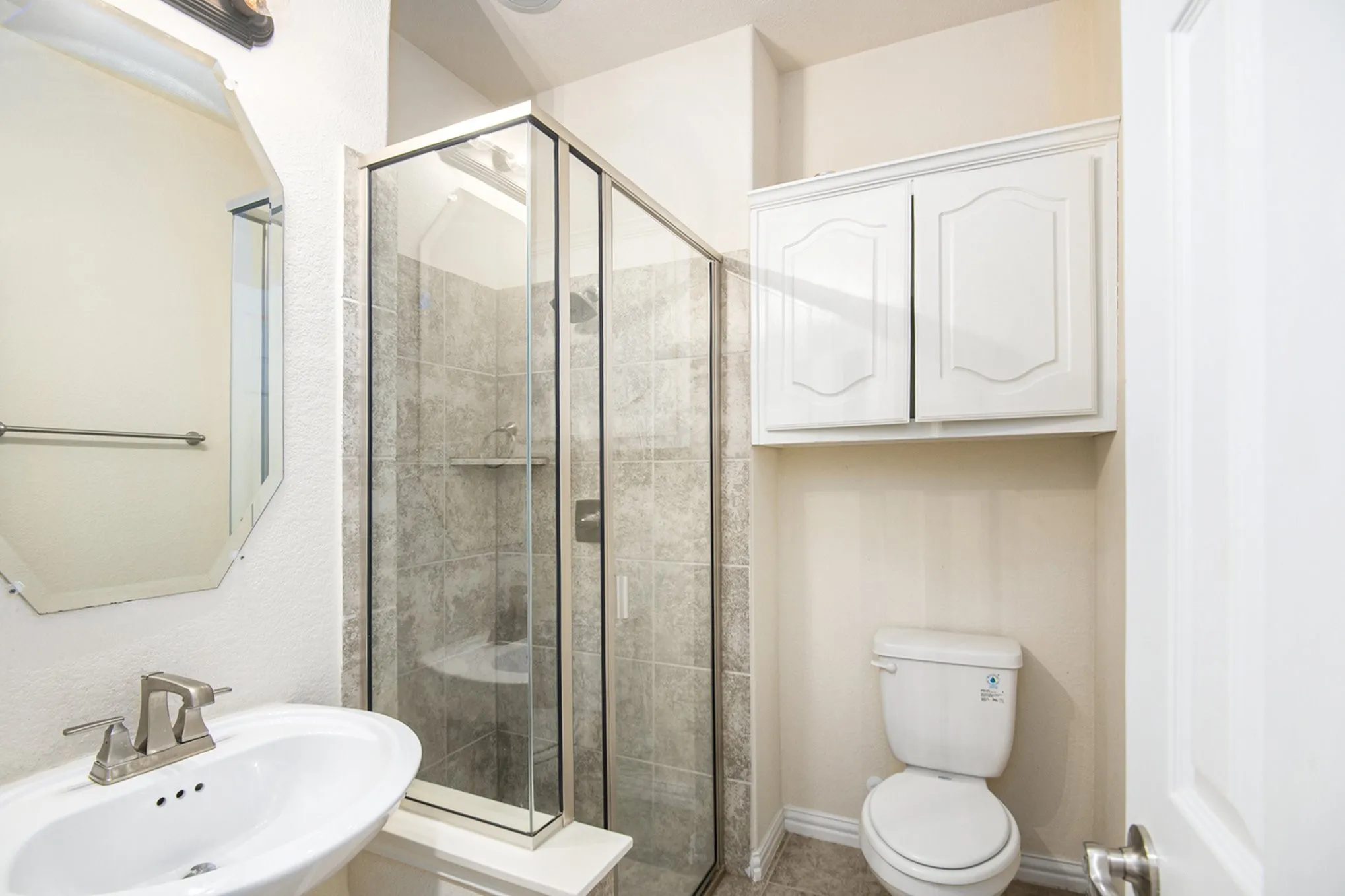 Single Family Residence For Rent in Tarrant County , 9801 Yellow Cup Drive, Fort Worth, Texas 76177, 5 Bedrooms, 4 Bathrooms, 2 Garage spaces, 4,011 Sqft, built in 2016, Preowned, Price $3,675, mls#21169154, Real Estate Agent in Fort Worth, Homes For Rent in Tarrant county, Homes For Rent in Fort Worth, Realtor in Fort Worth Texas, Real Estate Brokerage Independent Realty Texas, Luminita Cordes Realtor