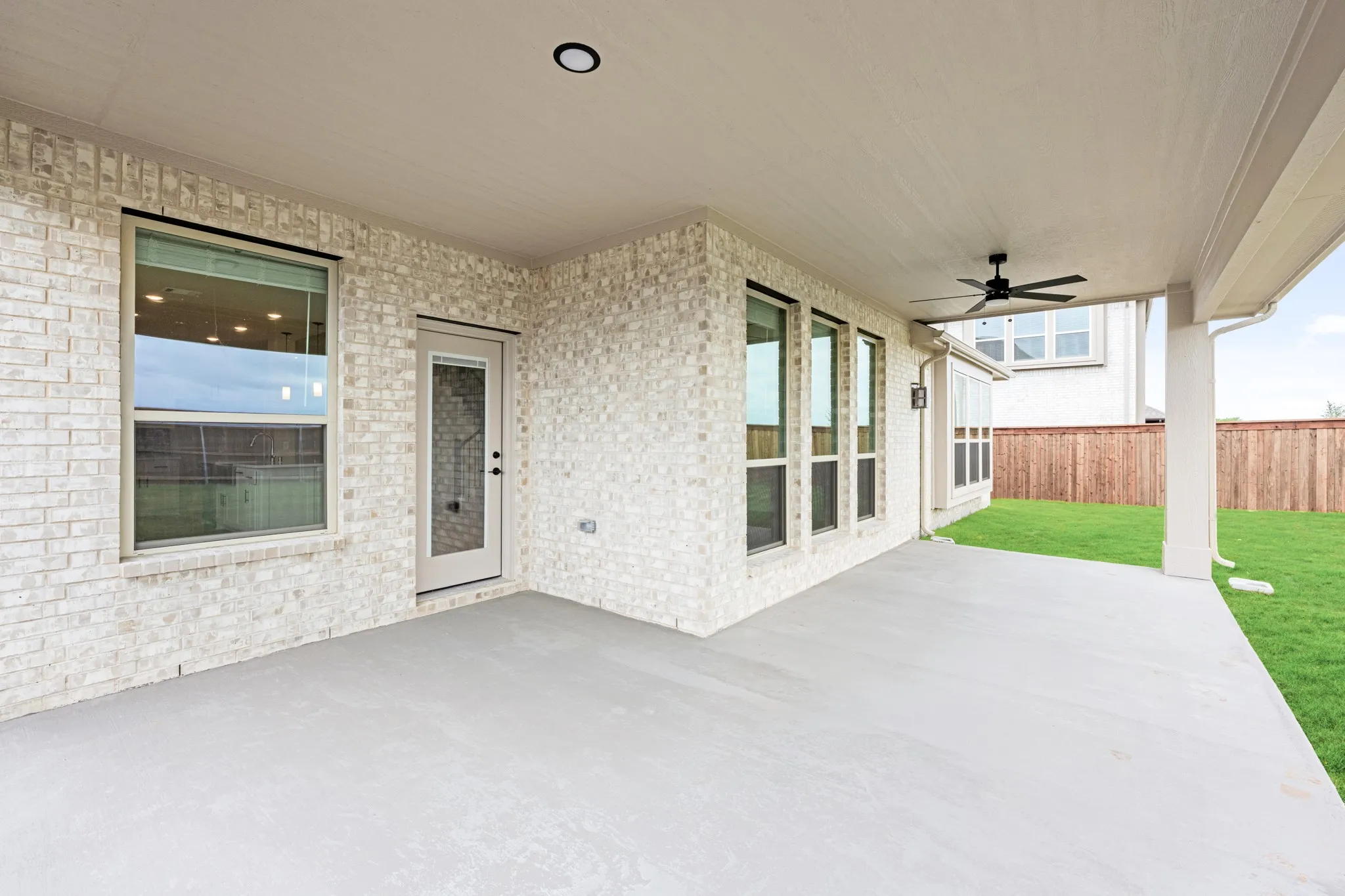 Single Family Residence For Sale in Kaufman County , 2724 Railway Street, Forney, Texas 75126, 4 Bedroom, 3 Bathroom, 2 Garage spaces, 3,435 Sqft, built in 2026, New Construction - Complete, mls#21169510, Real Estate Agent in Forney, Homes For Sale in Kaufman county, Homes For Sale in Forney, Realtor in Forney Texas, Real Estate Brokerage Independent Realty Texas, Luminita Cordes Realtor
