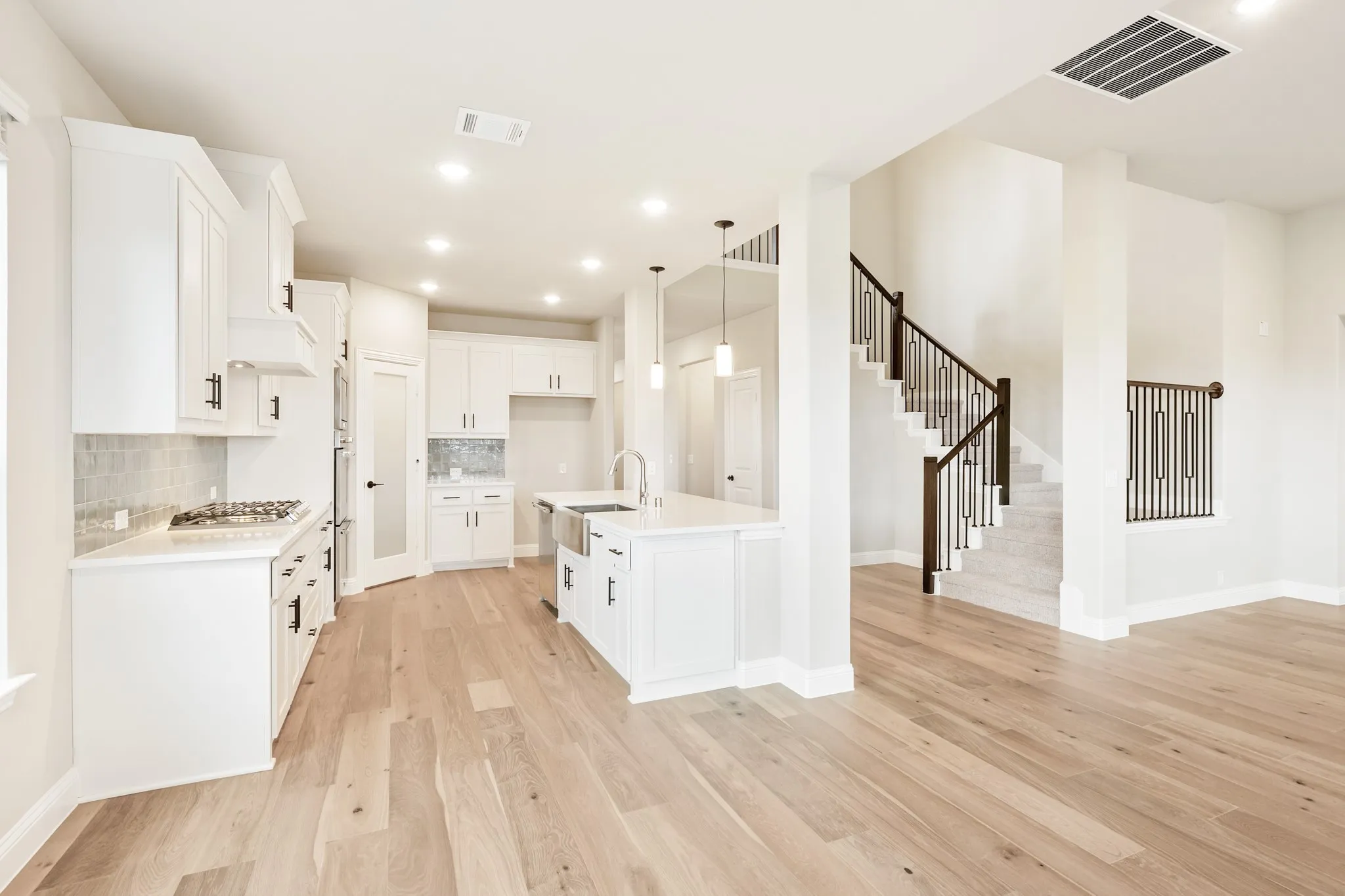 Single Family Residence For Sale in Kaufman County , 2724 Railway Street, Forney, Texas 75126, 4 Bedroom, 3 Bathroom, 2 Garage spaces, 3,435 Sqft, built in 2026, New Construction - Complete, mls#21169510, Real Estate Agent in Forney, Homes For Sale in Kaufman county, Homes For Sale in Forney, Realtor in Forney Texas, Real Estate Brokerage Independent Realty Texas, Luminita Cordes Realtor