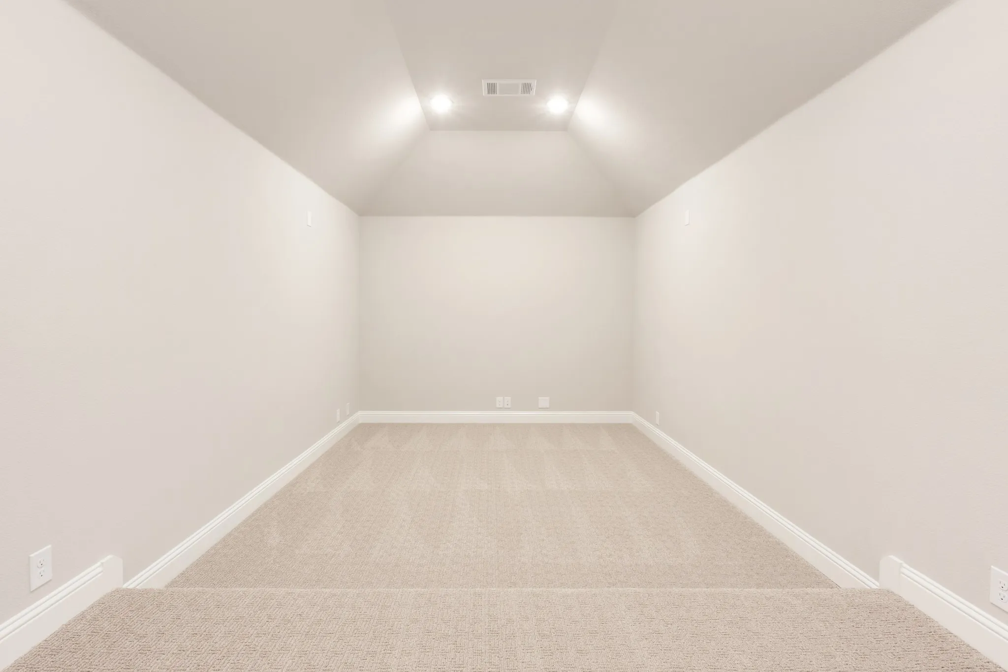 Single Family Residence For Sale in Kaufman County , 2724 Railway Street, Forney, Texas 75126, 4 Bedroom, 3 Bathroom, 2 Garage spaces, 3,435 Sqft, built in 2026, New Construction - Complete, mls#21169510, Real Estate Agent in Forney, Homes For Sale in Kaufman county, Homes For Sale in Forney, Realtor in Forney Texas, Real Estate Brokerage Independent Realty Texas, Luminita Cordes Realtor