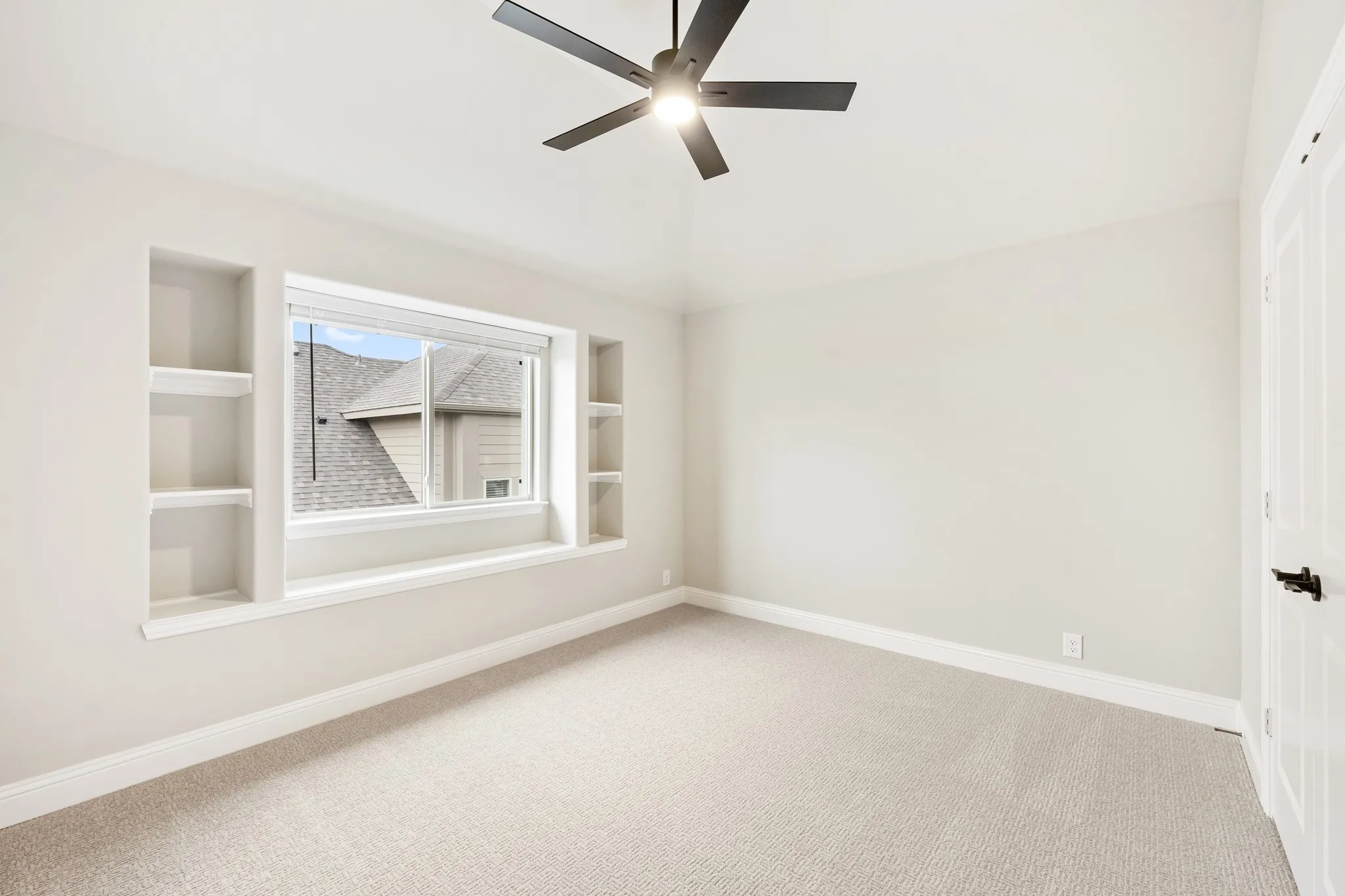 Single Family Residence For Sale in Kaufman County , 2724 Railway Street, Forney, Texas 75126, 4 Bedroom, 3 Bathroom, 2 Garage spaces, 3,435 Sqft, built in 2026, New Construction - Complete, mls#21169510, Real Estate Agent in Forney, Homes For Sale in Kaufman county, Homes For Sale in Forney, Realtor in Forney Texas, Real Estate Brokerage Independent Realty Texas, Luminita Cordes Realtor