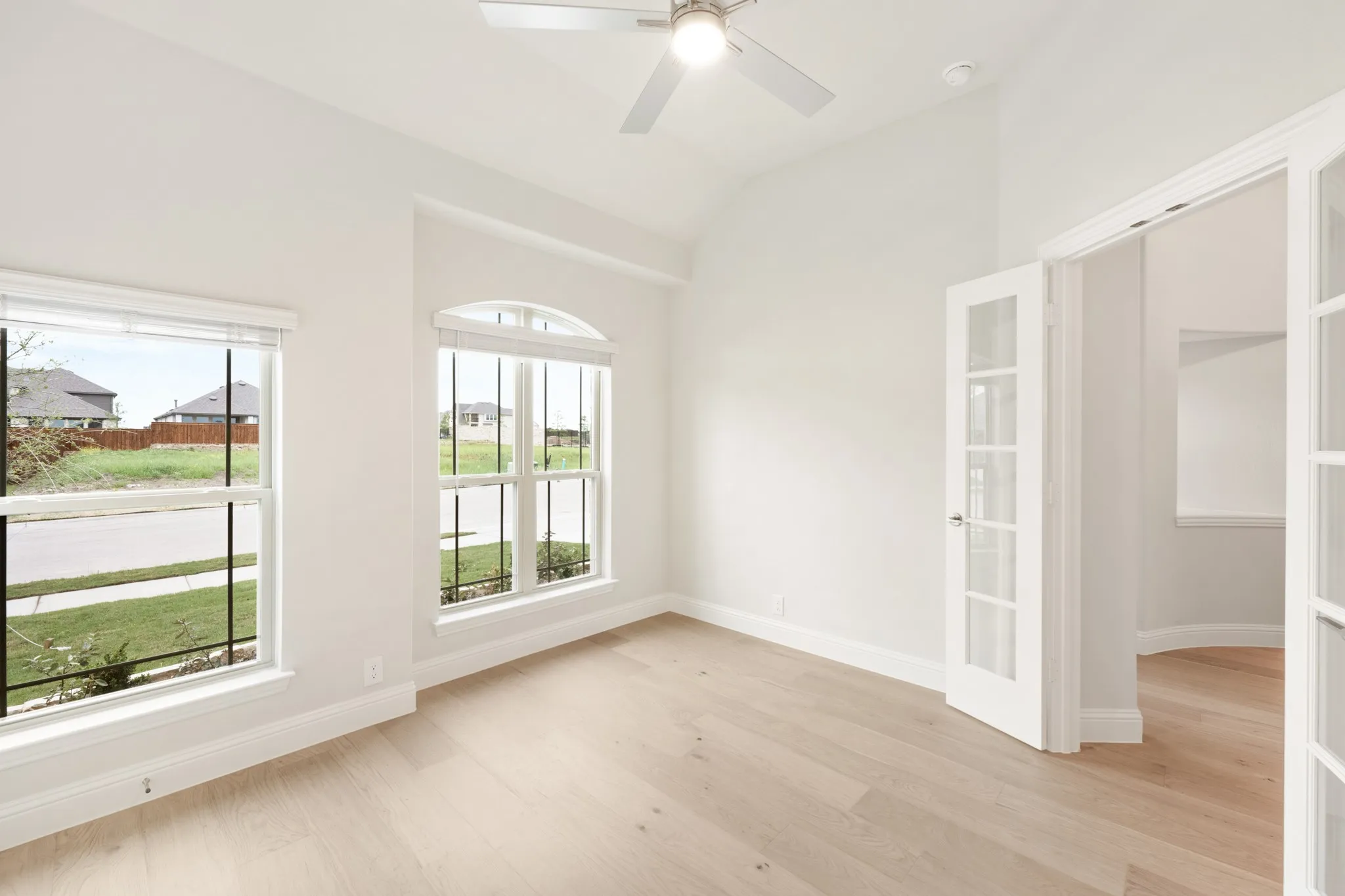 Single Family Residence For Sale in Kaufman County , 2405 Drummond Street, Forney, Texas 75126, 4 Bedroom, 3 Bathroom, 2 Garage spaces, 3,291 Sqft, built in 2026, New Construction - Complete, mls#21169402, Real Estate Agent in Forney, Homes For Sale in Kaufman county, Homes For Sale in Forney, Realtor in Forney Texas, Real Estate Brokerage Independent Realty Texas, Luminita Cordes Realtor