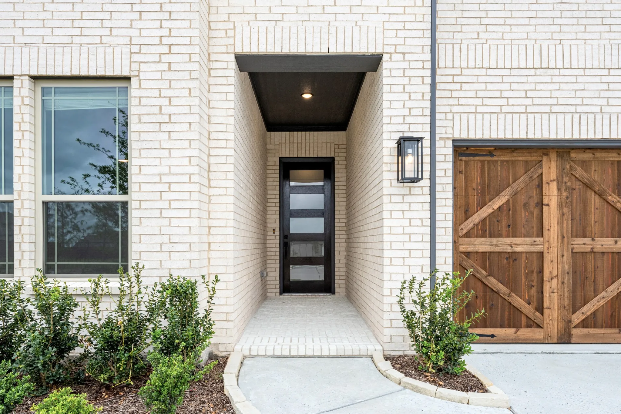 Single Family Residence For Sale in Kaufman County , 2712 Railway Street, Forney, Texas 75126, 4 Bedroom, 4 Bathroom, 3 Garage spaces, 3,360 Sqft, built in 2026, New Construction - Incomplete, mls#21169146, Real Estate Agent in Forney, Homes For Sale in Kaufman county, Homes For Sale in Forney, Realtor in Forney Texas, Real Estate Brokerage Independent Realty Texas, Luminita Cordes Realtor