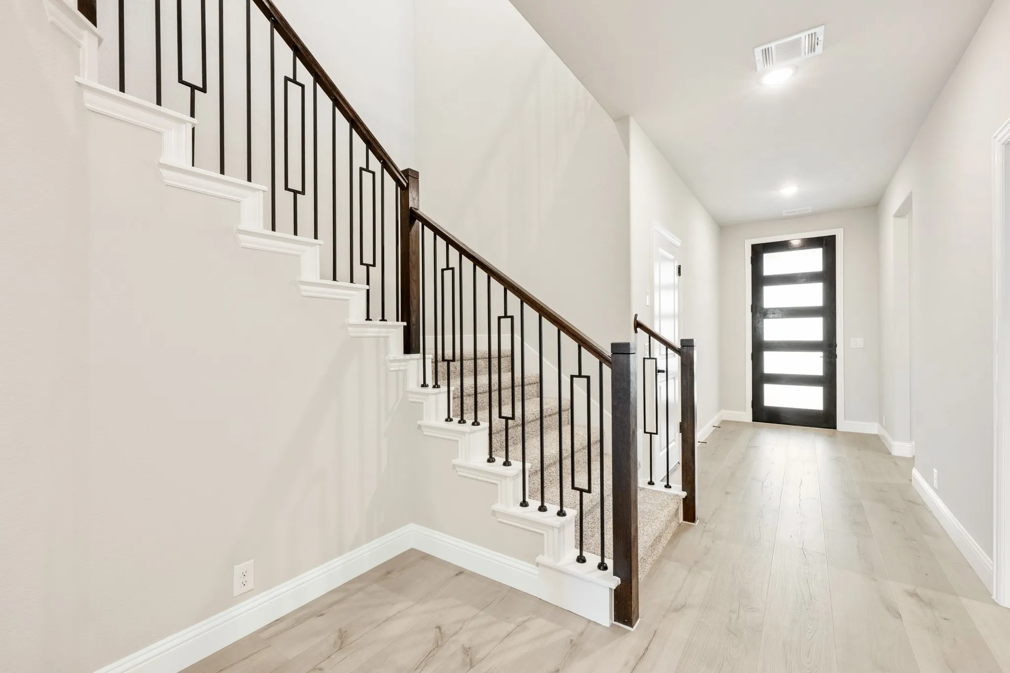 Single Family Residence For Sale in Kaufman County , 2712 Railway Street, Forney, Texas 75126, 4 Bedroom, 4 Bathroom, 3 Garage spaces, 3,360 Sqft, built in 2026, New Construction - Incomplete, mls#21169146, Real Estate Agent in Forney, Homes For Sale in Kaufman county, Homes For Sale in Forney, Realtor in Forney Texas, Real Estate Brokerage Independent Realty Texas, Luminita Cordes Realtor
