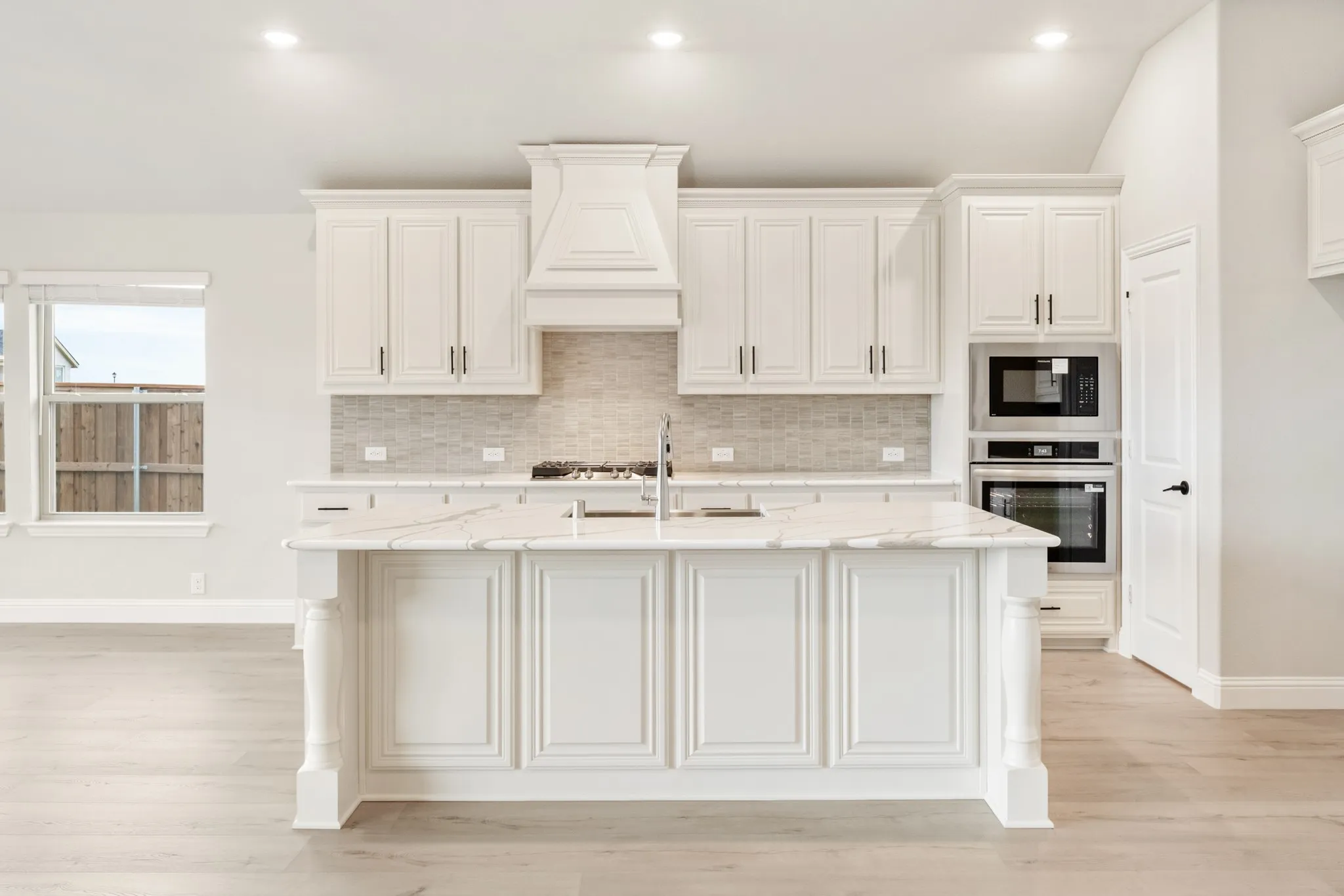 Single Family Residence For Sale in Kaufman County , 2712 Railway Street, Forney, Texas 75126, 4 Bedroom, 4 Bathroom, 3 Garage spaces, 3,360 Sqft, built in 2026, New Construction - Incomplete, mls#21169146, Real Estate Agent in Forney, Homes For Sale in Kaufman county, Homes For Sale in Forney, Realtor in Forney Texas, Real Estate Brokerage Independent Realty Texas, Luminita Cordes Realtor