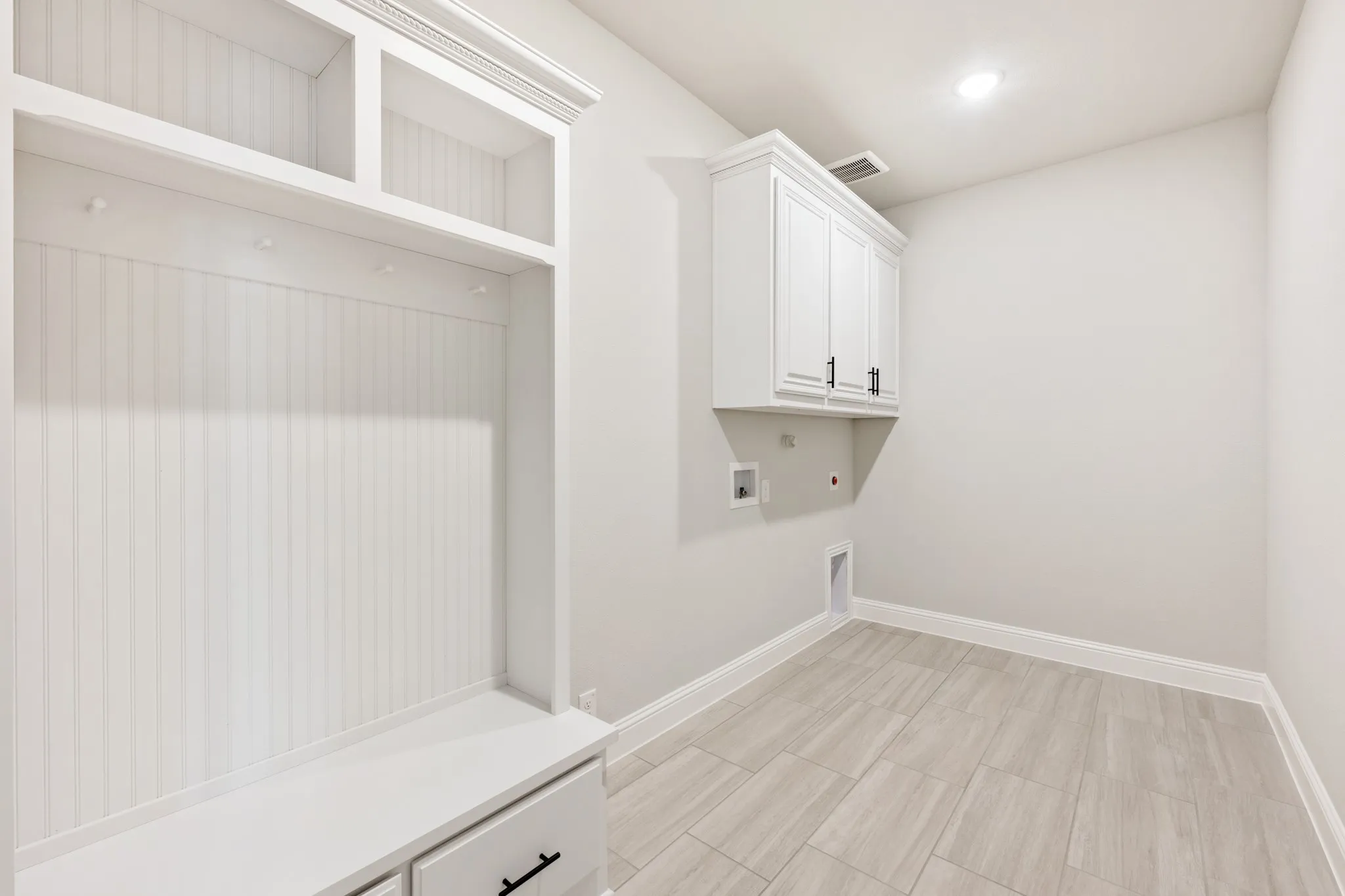 Single Family Residence For Sale in Kaufman County , 2712 Railway Street, Forney, Texas 75126, 4 Bedroom, 4 Bathroom, 3 Garage spaces, 3,360 Sqft, built in 2026, New Construction - Incomplete, mls#21169146, Real Estate Agent in Forney, Homes For Sale in Kaufman county, Homes For Sale in Forney, Realtor in Forney Texas, Real Estate Brokerage Independent Realty Texas, Luminita Cordes Realtor