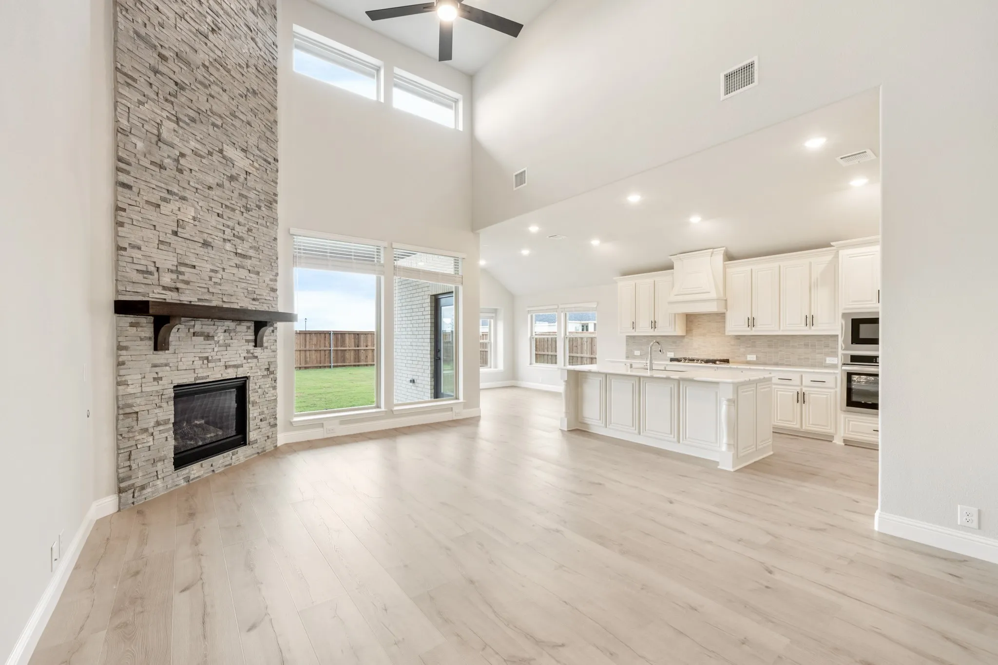 Single Family Residence For Sale in Kaufman County , 2712 Railway Street, Forney, Texas 75126, 4 Bedroom, 4 Bathroom, 3 Garage spaces, 3,360 Sqft, built in 2026, New Construction - Incomplete, mls#21169146, Real Estate Agent in Forney, Homes For Sale in Kaufman county, Homes For Sale in Forney, Realtor in Forney Texas, Real Estate Brokerage Independent Realty Texas, Luminita Cordes Realtor
