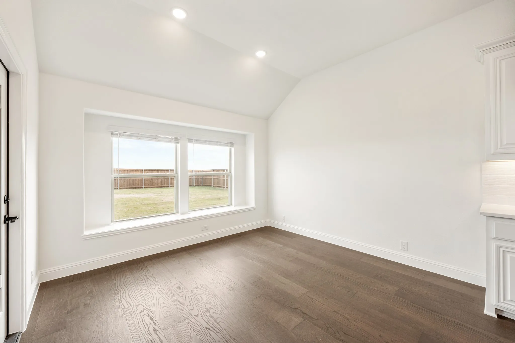 Single Family Residence For Sale in Kaufman County , 2407 Drummond Street, Forney, Texas 75126, 4 Bedroom, 4 Bathroom, 2 Garage spaces, 3,781 Sqft, built in 2026, New Construction - Complete, mls#21168401, Real Estate Agent in Forney, Homes For Sale in Kaufman county, Homes For Sale in Forney, Realtor in Forney Texas, Real Estate Brokerage Independent Realty Texas, Luminita Cordes Realtor