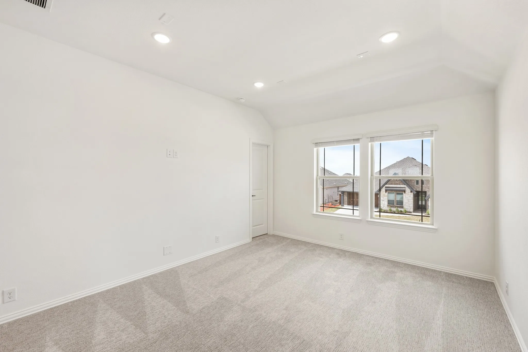 Single Family Residence For Sale in Kaufman County , 2407 Drummond Street, Forney, Texas 75126, 4 Bedroom, 4 Bathroom, 2 Garage spaces, 3,781 Sqft, built in 2026, New Construction - Complete, mls#21168401, Real Estate Agent in Forney, Homes For Sale in Kaufman county, Homes For Sale in Forney, Realtor in Forney Texas, Real Estate Brokerage Independent Realty Texas, Luminita Cordes Realtor