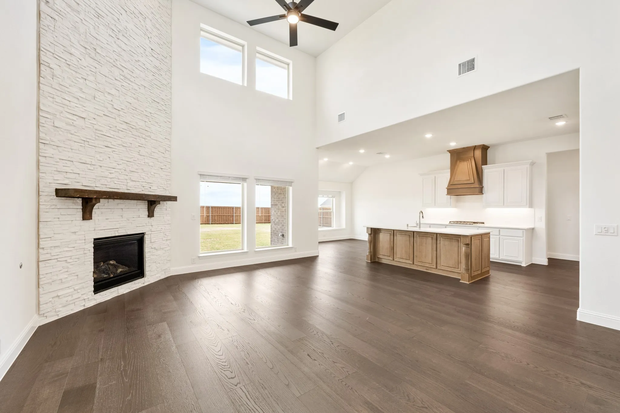 Single Family Residence For Sale in Kaufman County , 2407 Drummond Street, Forney, Texas 75126, 4 Bedroom, 4 Bathroom, 2 Garage spaces, 3,781 Sqft, built in 2026, New Construction - Complete, mls#21168401, Real Estate Agent in Forney, Homes For Sale in Kaufman county, Homes For Sale in Forney, Realtor in Forney Texas, Real Estate Brokerage Independent Realty Texas, Luminita Cordes Realtor