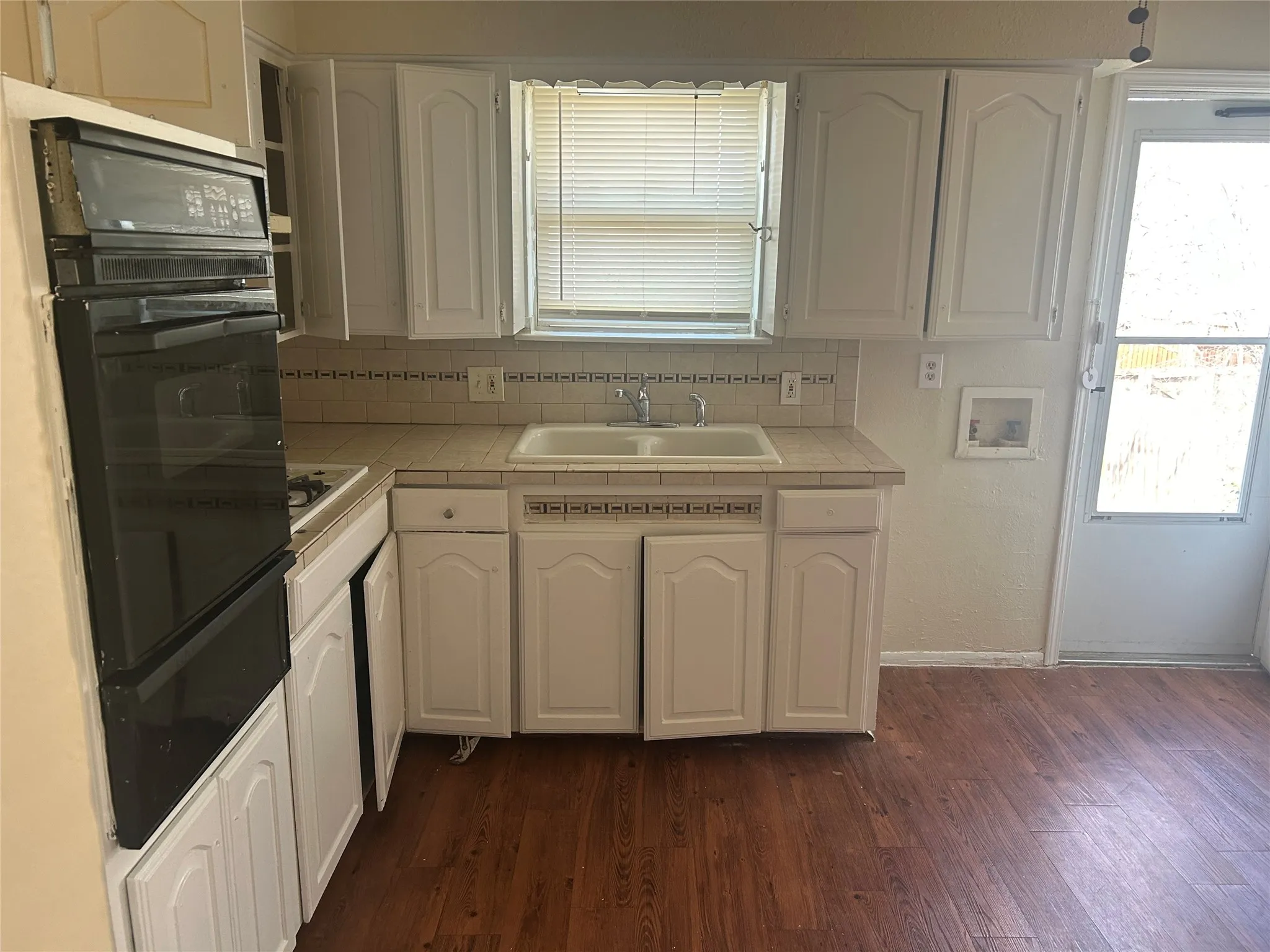 Single Family Residence For Rent in Dallas County , 7831 Millstone Drive, Dallas, Texas 75228, 2 Bedroom, 1 Bathroom, Garage spaces, 1,704 Sqft, built in 1960, mls#21169075, Real Estate Agent in Dallas, Homes For Rent in Dallas county, Homes For Rent in Dallas, Realtor in Dallas Texas, Real Estate Brokerage Independent Realty Texas, Luminita Cordes Realtor