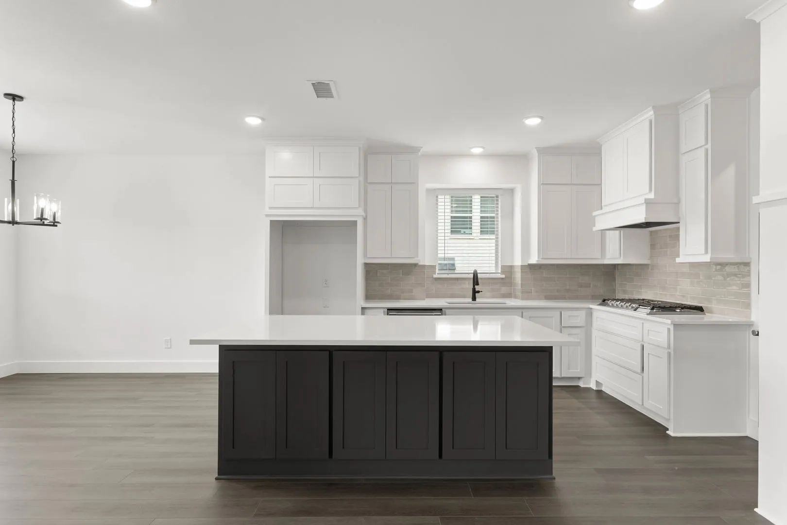413 Newpark-Kitchen-1