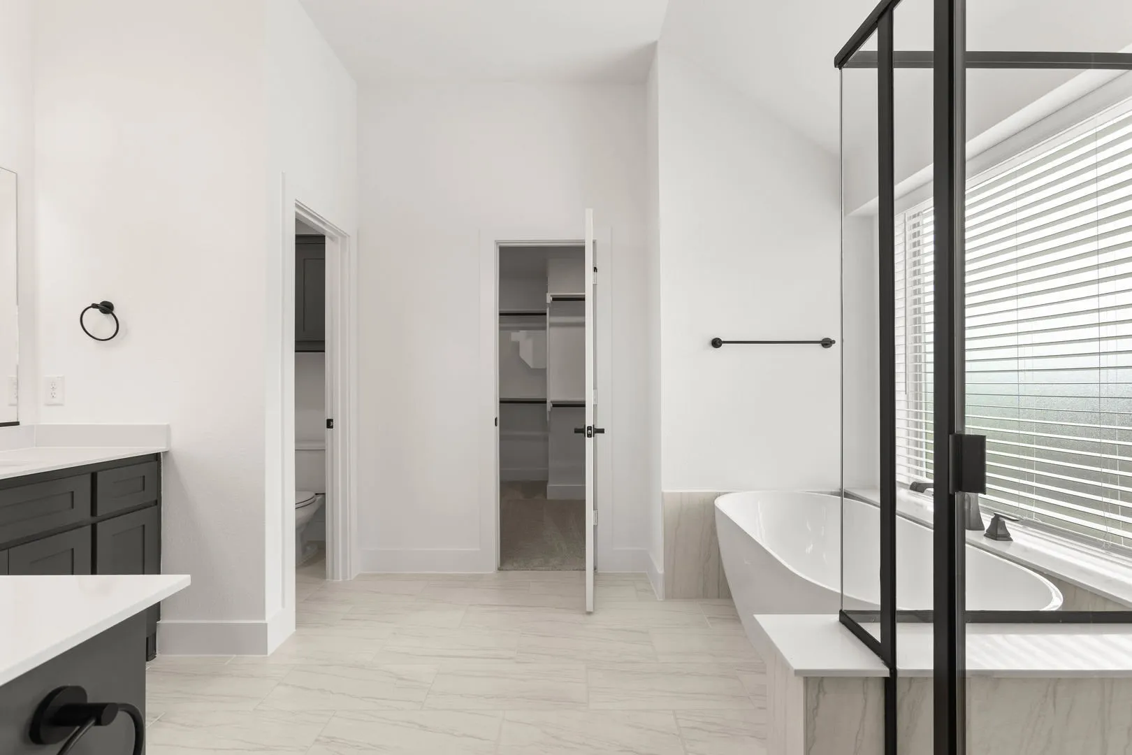 413 Newpark-Primary Suite-8