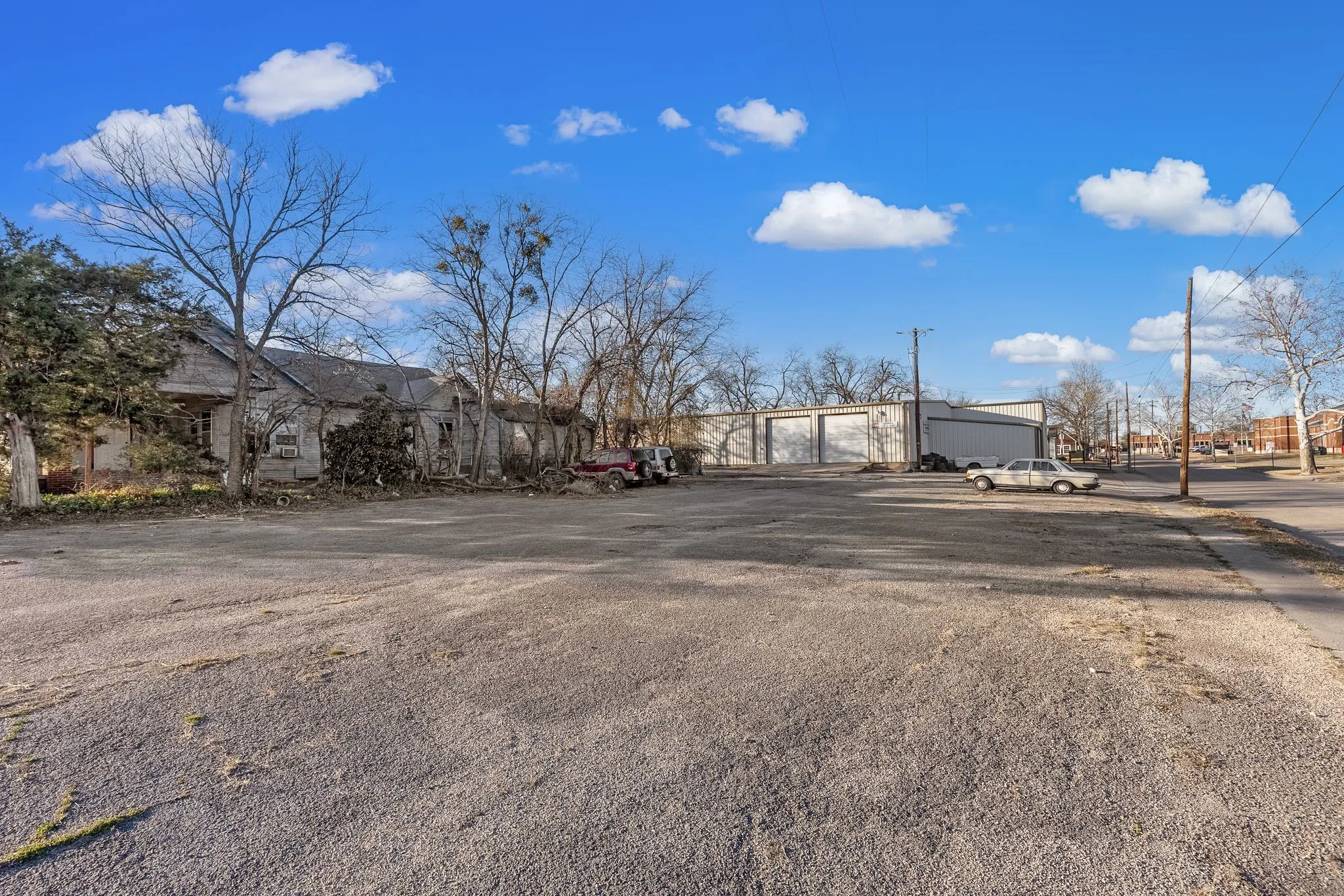 Industrial For Rent in Hunt County , 1510 Washington, Commerce, Texas 75428, 0, 0, Garage spaces, 0 Sqft, built in 1993, Preowned, Price $7,500, mls#21168395, Real Estate Agent in Commerce, Homes For Rent in Hunt county, Homes For Rent in Commerce, Realtor in Commerce Texas, Real Estate Brokerage Independent Realty Texas, Luminita Cordes Realtor