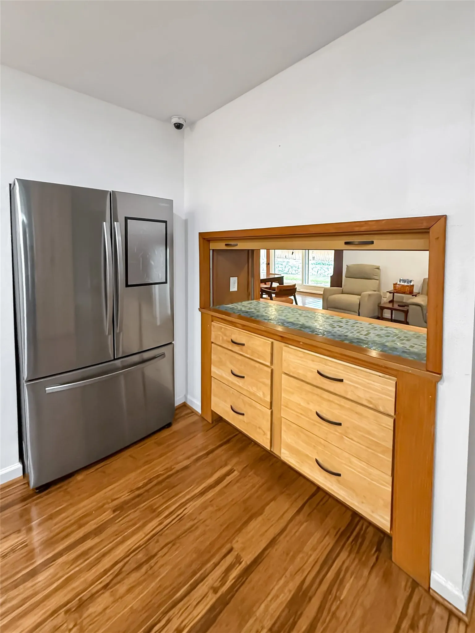 Single Family Residence For Sale in Dallas County , 921 9th Street, Grand Prairie, Texas 75050, 6 Bedroom, 5 Bathroom, Garage spaces, 4,151 Sqft, built in 1956, Preowned, mls#21169781, Real Estate Agent in Grand Prairie, Homes For Sale in Dallas county, Homes For Sale in Grand Prairie, Realtor in Grand Prairie Texas, Real Estate Brokerage Independent Realty Texas, Luminita Cordes Realtor