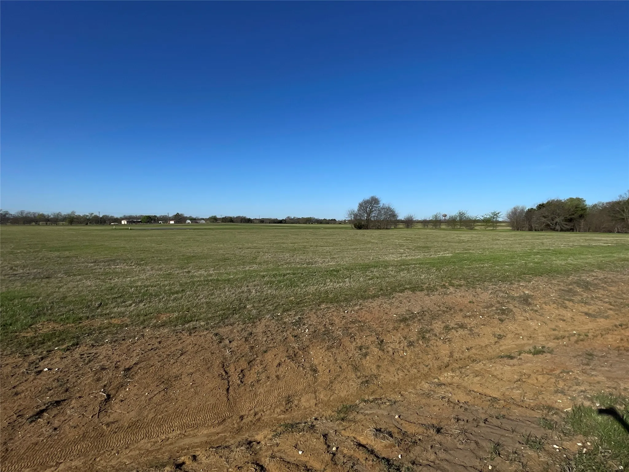 Unimproved Land For Sale in Grayson County , 136 W Lake Street, Gordonville, Texas 76245, 0, 0, Garage spaces, 0 Sqft, built in 0, Price $28,000, mls#21166817, Real Estate Agent in Gordonville, Homes For Sale in Grayson county, Homes For Sale in Gordonville, Realtor in Gordonville Texas, Real Estate Brokerage Independent Realty Texas, Luminita Cordes Realtor