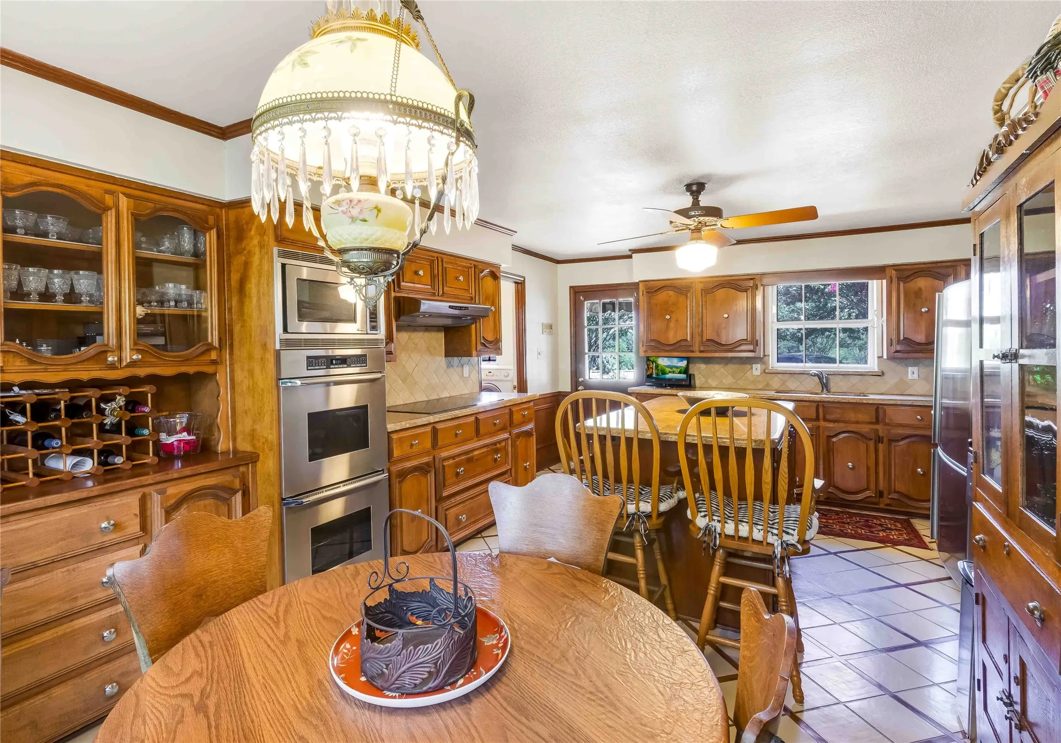 Single Family Residence For Sale in Collin County , 216 Mcmillen Road, Lucas, Texas 75002, 4 Bedroom, 3 Bathroom, 2 Garage spaces, 3,653 Sqft, built in 1973, Preowned, mls#21169808, Real Estate Agent in Lucas, Homes For Sale in Collin county, Homes For Sale in Lucas, Realtor in Lucas Texas, Real Estate Brokerage Independent Realty Texas, Luminita Cordes Realtor