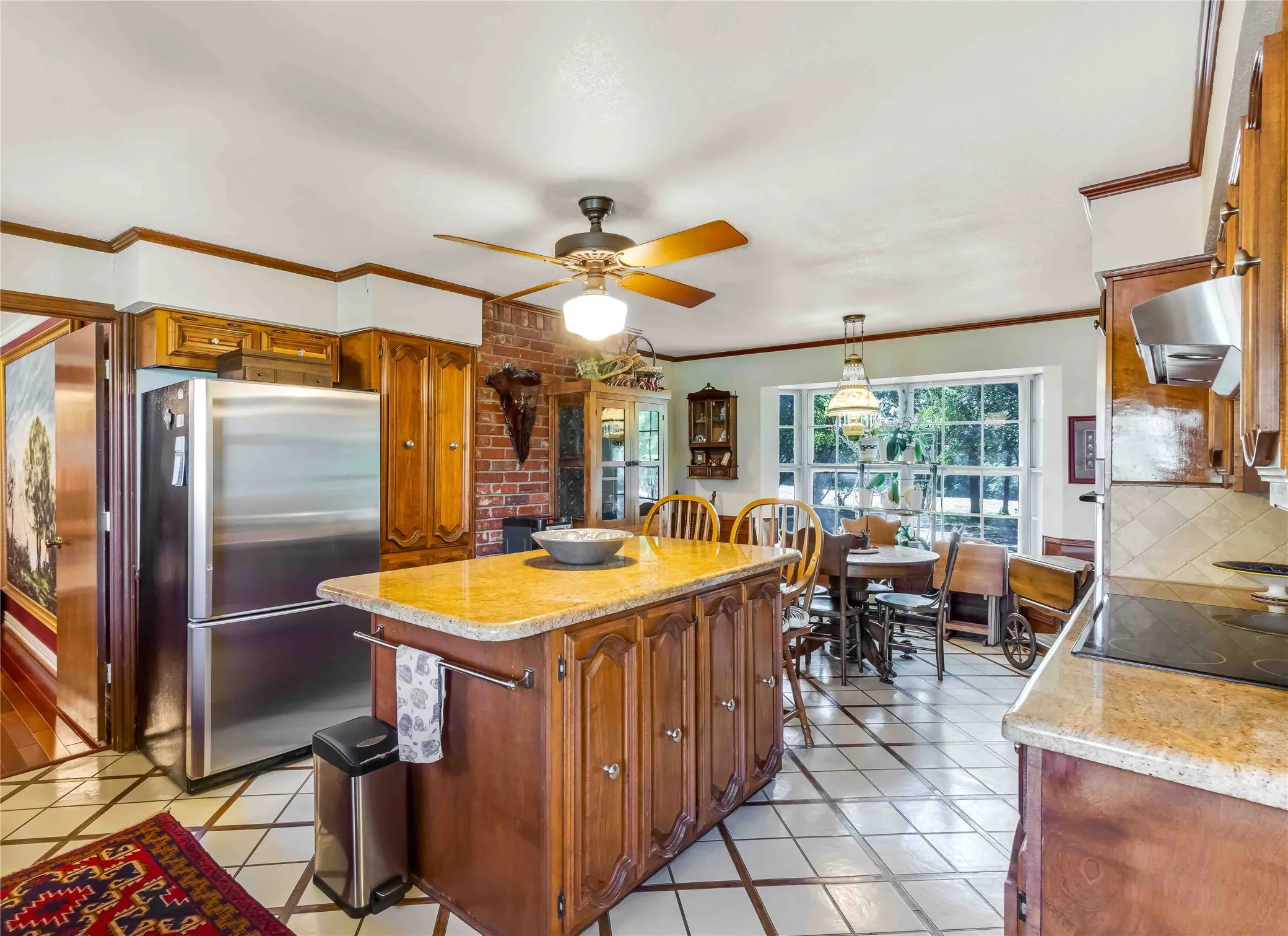 Single Family Residence For Sale in Collin County , 216 Mcmillen Road, Lucas, Texas 75002, 4 Bedroom, 3 Bathroom, 2 Garage spaces, 3,653 Sqft, built in 1973, Preowned, mls#21169808, Real Estate Agent in Lucas, Homes For Sale in Collin county, Homes For Sale in Lucas, Realtor in Lucas Texas, Real Estate Brokerage Independent Realty Texas, Luminita Cordes Realtor
