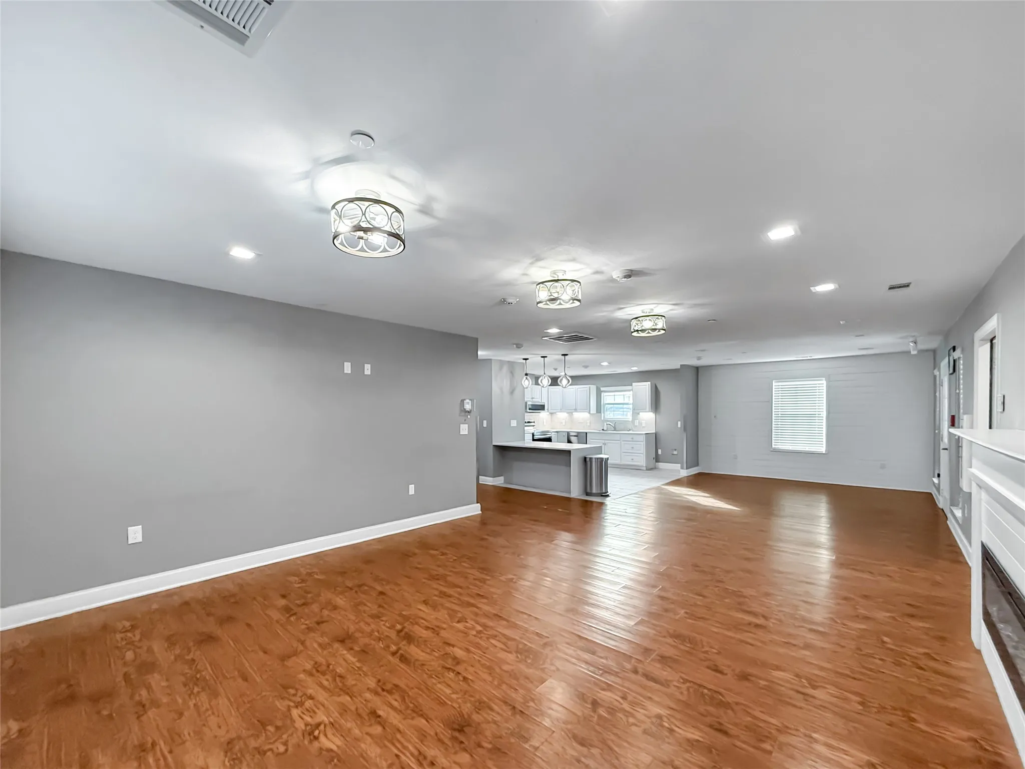 Single Family Residence For Sale in Grayson County , 2508 W Crawford Street, Denison, Texas 75020, 10 Bedroom, 8 Bathroom, Garage spaces, 3,875 Sqft, built in 2017, Preowned, mls#21169308, Real Estate Agent in Denison, Homes For Sale in Grayson county, Homes For Sale in Denison, Realtor in Denison Texas, Real Estate Brokerage Independent Realty Texas, Luminita Cordes Realtor