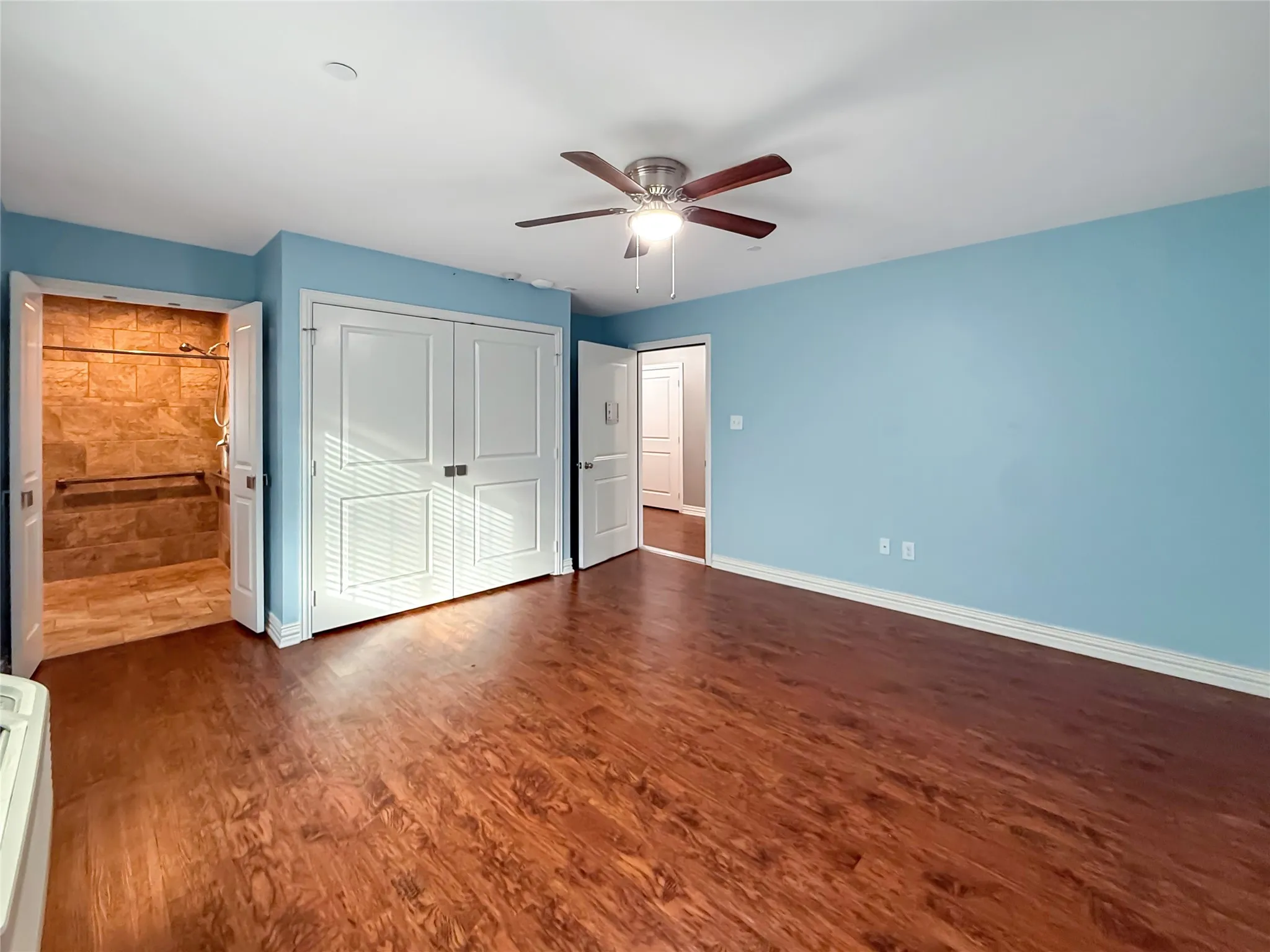 Single Family Residence For Sale in Grayson County , 2508 W Crawford Street, Denison, Texas 75020, 10 Bedroom, 8 Bathroom, Garage spaces, 3,875 Sqft, built in 2017, Preowned, mls#21169308, Real Estate Agent in Denison, Homes For Sale in Grayson county, Homes For Sale in Denison, Realtor in Denison Texas, Real Estate Brokerage Independent Realty Texas, Luminita Cordes Realtor