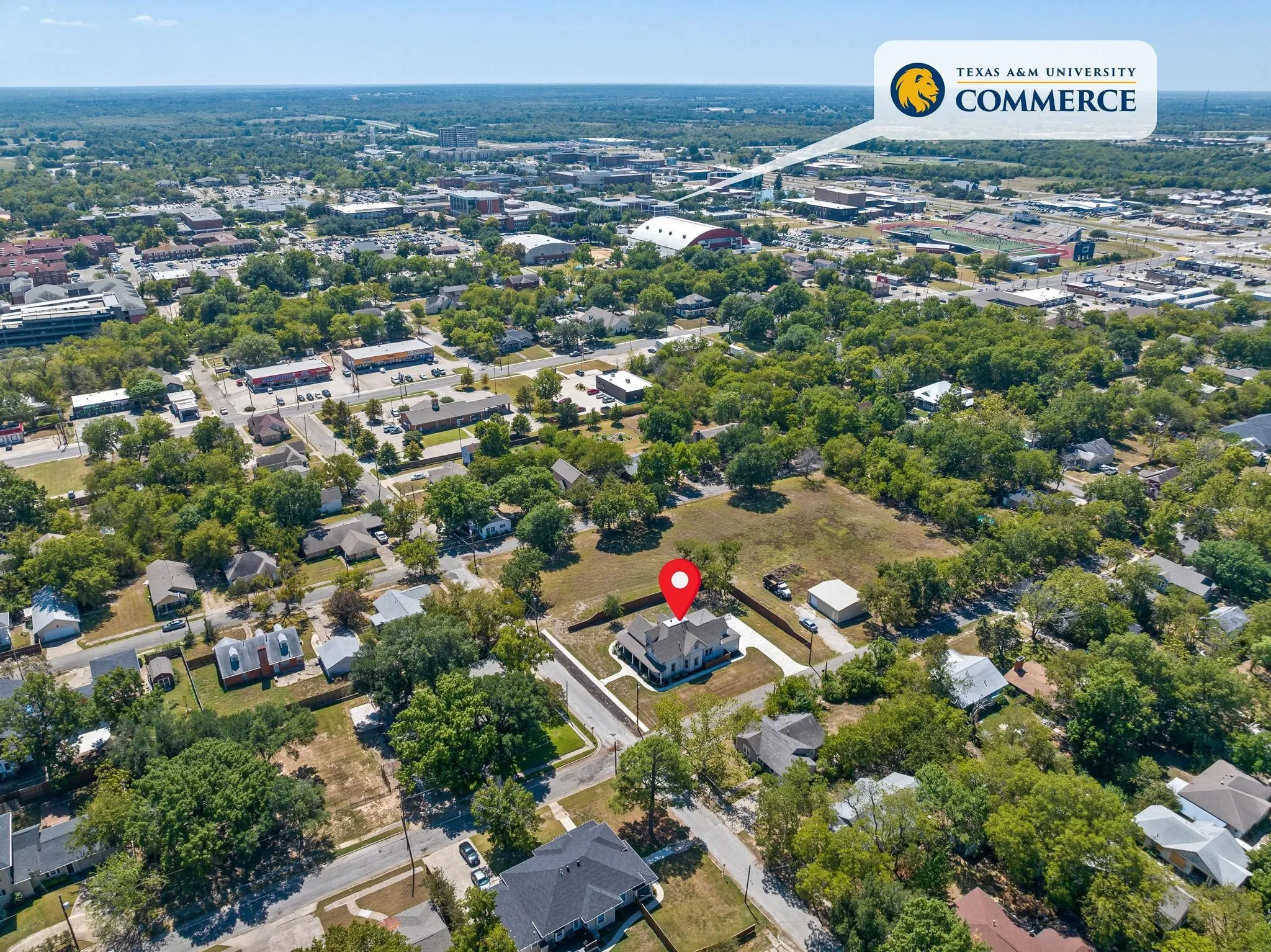 Single Family Residence For Sale in Hunt County , 1401 Arp Street, Commerce, Texas 75428, 5 Bedroom, 3 Bathroom, Garage spaces, 3,700 Sqft, built in 1900, Preowned, mls#21154017, Real Estate Agent in Commerce, Homes For Sale in Hunt county, Homes For Sale in Commerce, Realtor in Commerce Texas, Real Estate Brokerage Independent Realty Texas, Luminita Cordes Realtor