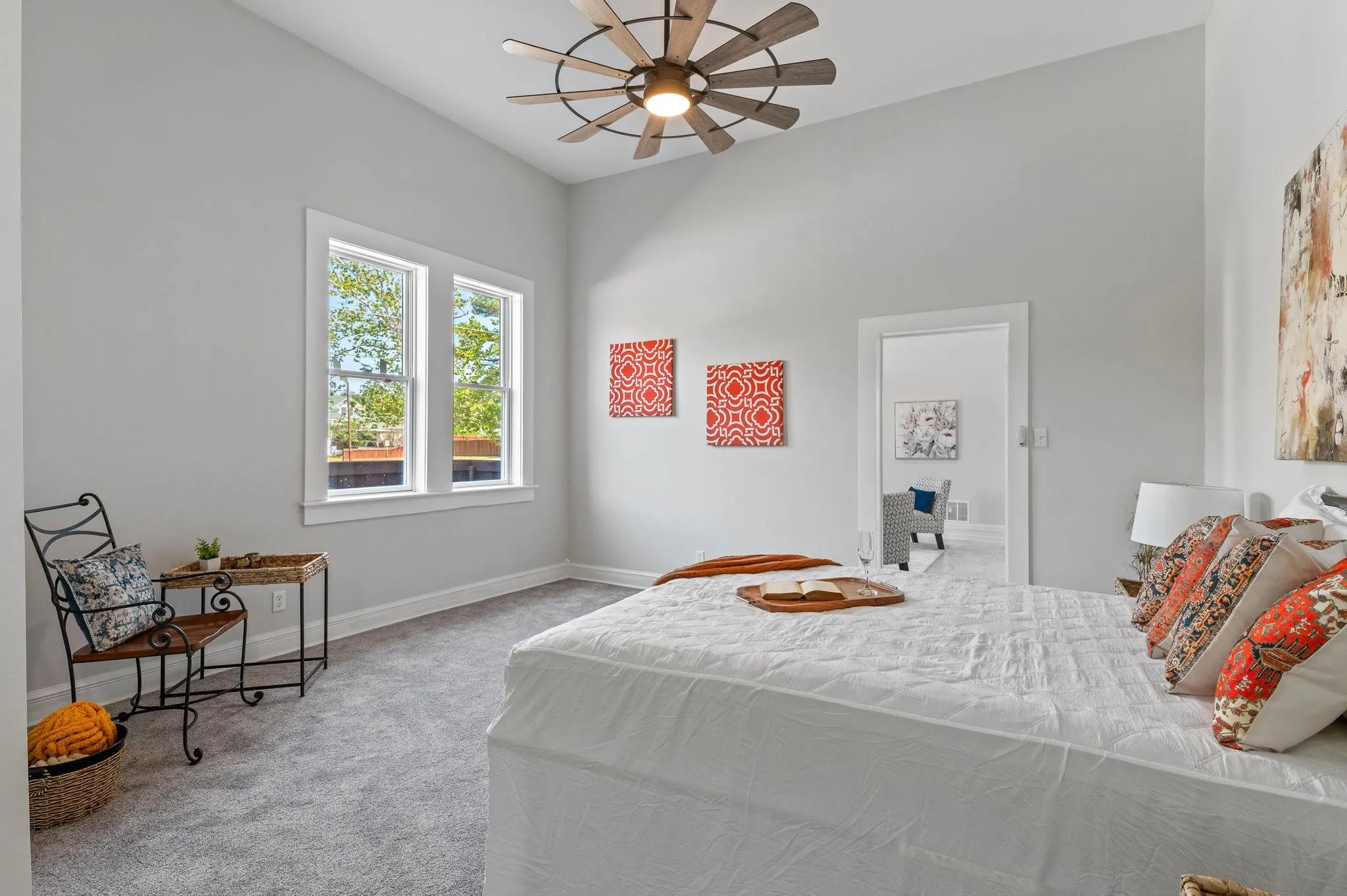 Single Family Residence For Sale in Hunt County , 1401 Arp Street, Commerce, Texas 75428, 5 Bedroom, 3 Bathroom, Garage spaces, 3,700 Sqft, built in 1900, Preowned, mls#21154017, Real Estate Agent in Commerce, Homes For Sale in Hunt county, Homes For Sale in Commerce, Realtor in Commerce Texas, Real Estate Brokerage Independent Realty Texas, Luminita Cordes Realtor