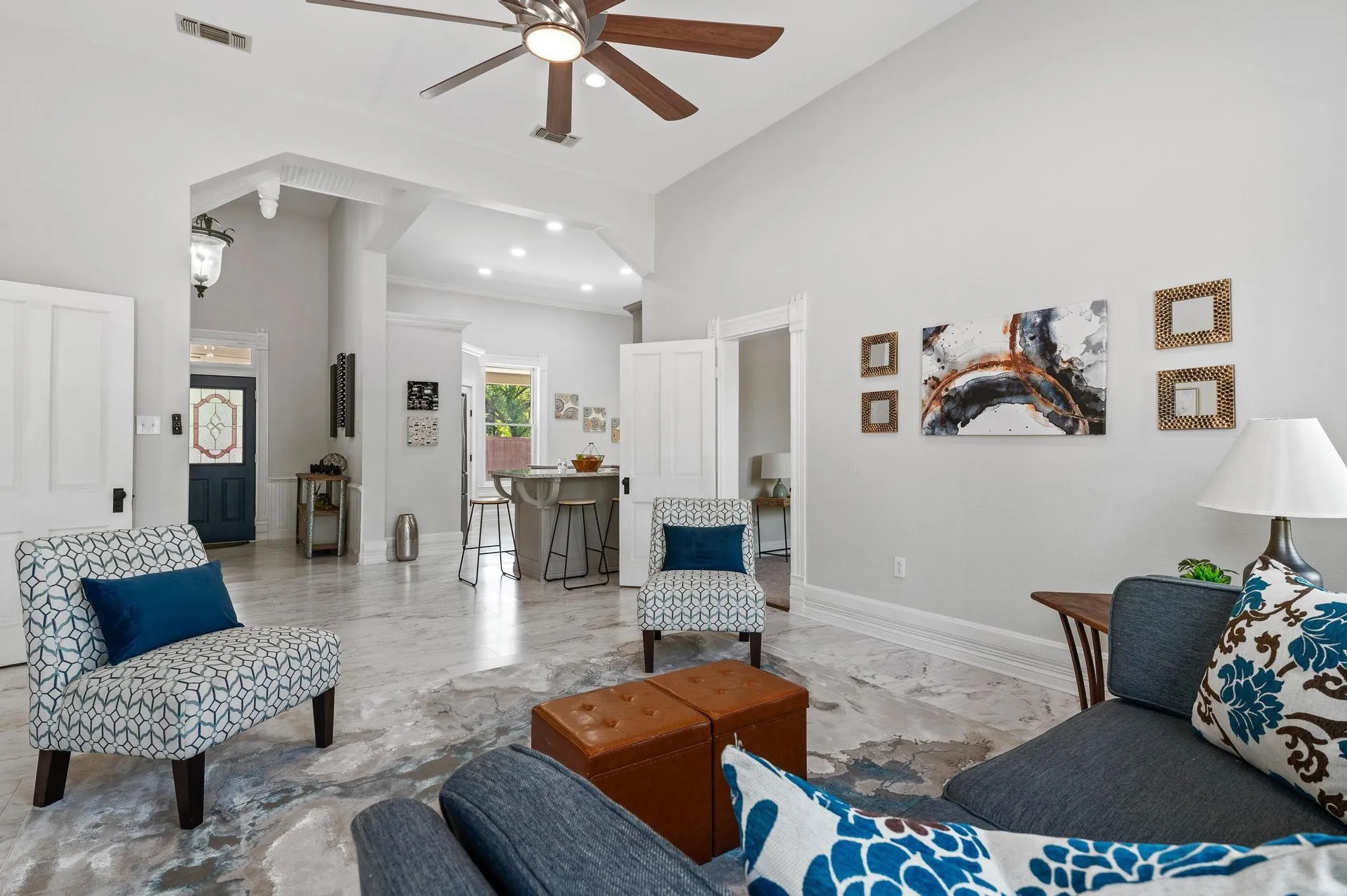 Single Family Residence For Sale in Hunt County , 1401 Arp Street, Commerce, Texas 75428, 5 Bedroom, 3 Bathroom, Garage spaces, 3,700 Sqft, built in 1900, Preowned, mls#21154017, Real Estate Agent in Commerce, Homes For Sale in Hunt county, Homes For Sale in Commerce, Realtor in Commerce Texas, Real Estate Brokerage Independent Realty Texas, Luminita Cordes Realtor