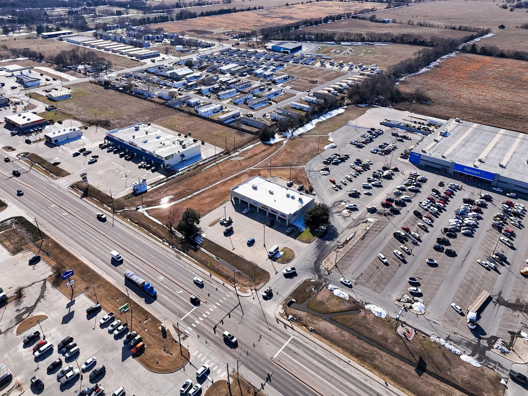 Retail For Rent in Fannin County , 2001 N State Highway 121, Bonham, Texas 75418, 0, 0, Garage spaces, 3,640 Sqft, built in 2008, Preowned, mls#21167501, Real Estate Agent in Bonham, Homes For Rent in Fannin county, Homes For Rent in Bonham, Realtor in Bonham Texas, Real Estate Brokerage Independent Realty Texas, Luminita Cordes Realtor