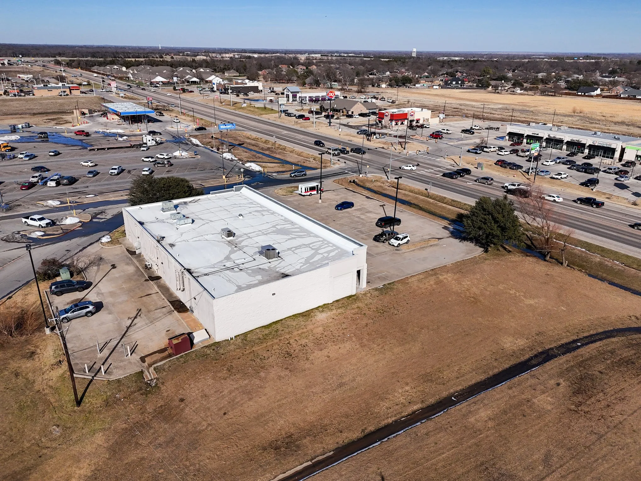 Retail For Rent in Fannin County , 2001 N State Highway 121, Bonham, Texas 75418, 0, 0, Garage spaces, 3,640 Sqft, built in 2008, Preowned, mls#21167501, Real Estate Agent in Bonham, Homes For Rent in Fannin county, Homes For Rent in Bonham, Realtor in Bonham Texas, Real Estate Brokerage Independent Realty Texas, Luminita Cordes Realtor