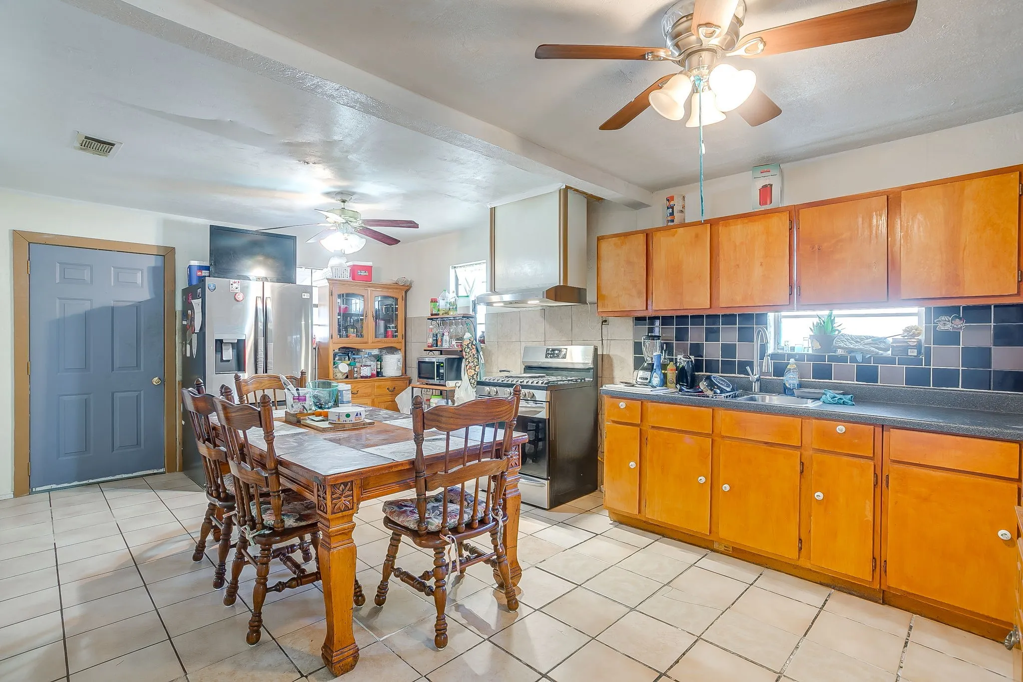 Single Family Residence For Sale in Tarrant County , 2509 Irion Avenue, Fort Worth, Texas 76106, 4 Bedroom, 2 Bathroom, 1 Garage spaces, 1,508 Sqft, built in 1941, mls#21170019, Real Estate Agent in Fort Worth, Homes For Sale in Tarrant county, Homes For Sale in Fort Worth, Realtor in Fort Worth Texas, Real Estate Brokerage Independent Realty Texas, Luminita Cordes Realtor
