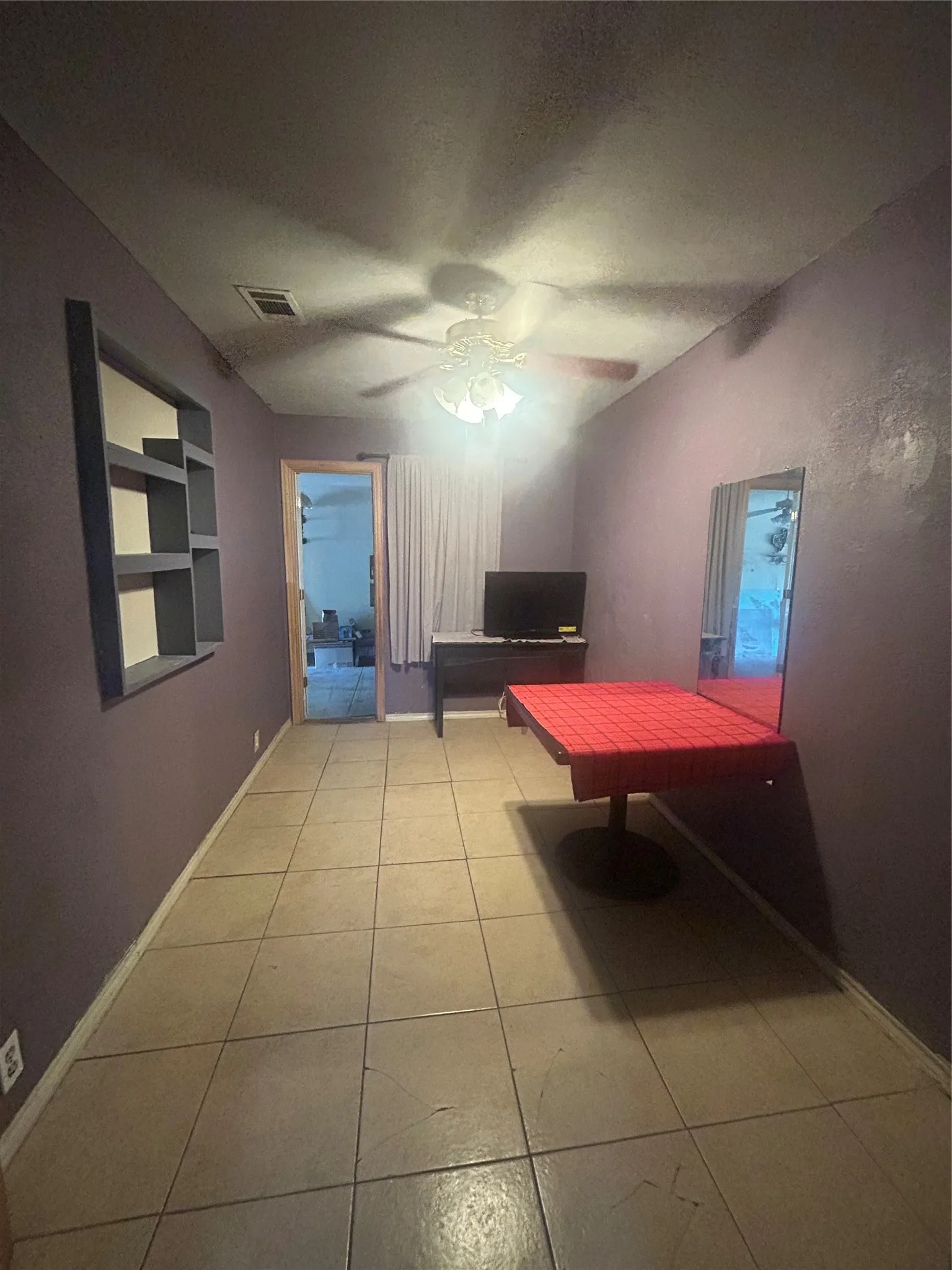 Single Family Residence For Sale in Tarrant County , 2509 Irion Avenue, Fort Worth, Texas 76106, 4 Bedroom, 2 Bathroom, 1 Garage spaces, 1,508 Sqft, built in 1941, mls#21170019, Real Estate Agent in Fort Worth, Homes For Sale in Tarrant county, Homes For Sale in Fort Worth, Realtor in Fort Worth Texas, Real Estate Brokerage Independent Realty Texas, Luminita Cordes Realtor