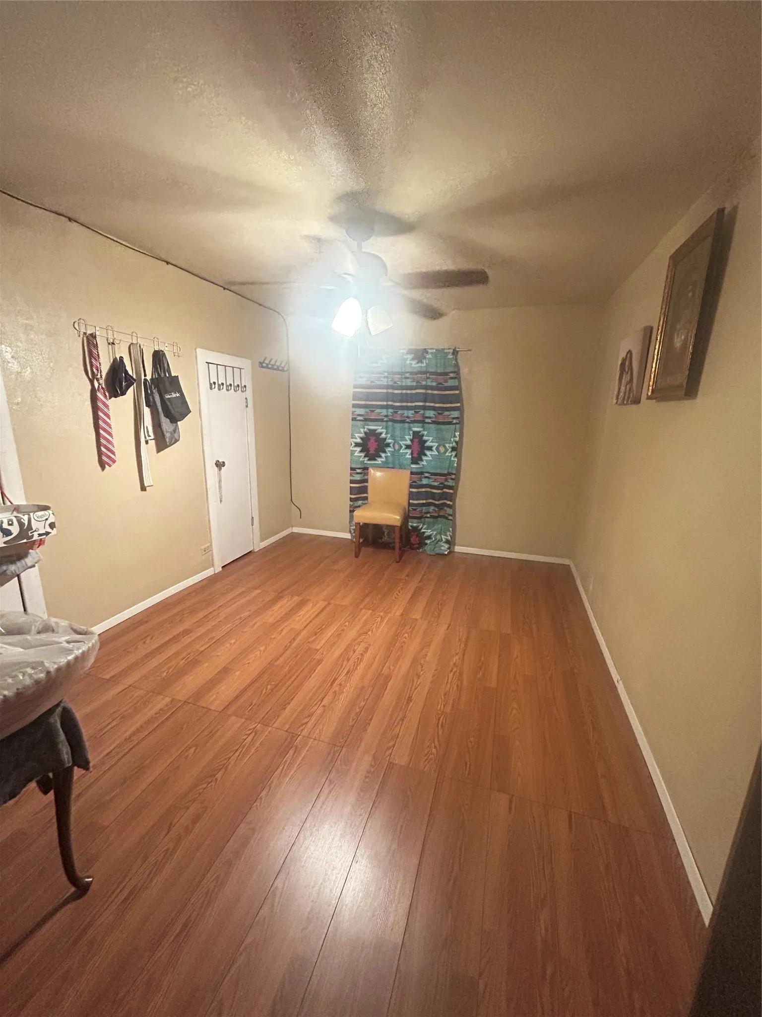Single Family Residence For Sale in Tarrant County , 2509 Irion Avenue, Fort Worth, Texas 76106, 4 Bedroom, 2 Bathroom, 1 Garage spaces, 1,508 Sqft, built in 1941, mls#21170019, Real Estate Agent in Fort Worth, Homes For Sale in Tarrant county, Homes For Sale in Fort Worth, Realtor in Fort Worth Texas, Real Estate Brokerage Independent Realty Texas, Luminita Cordes Realtor