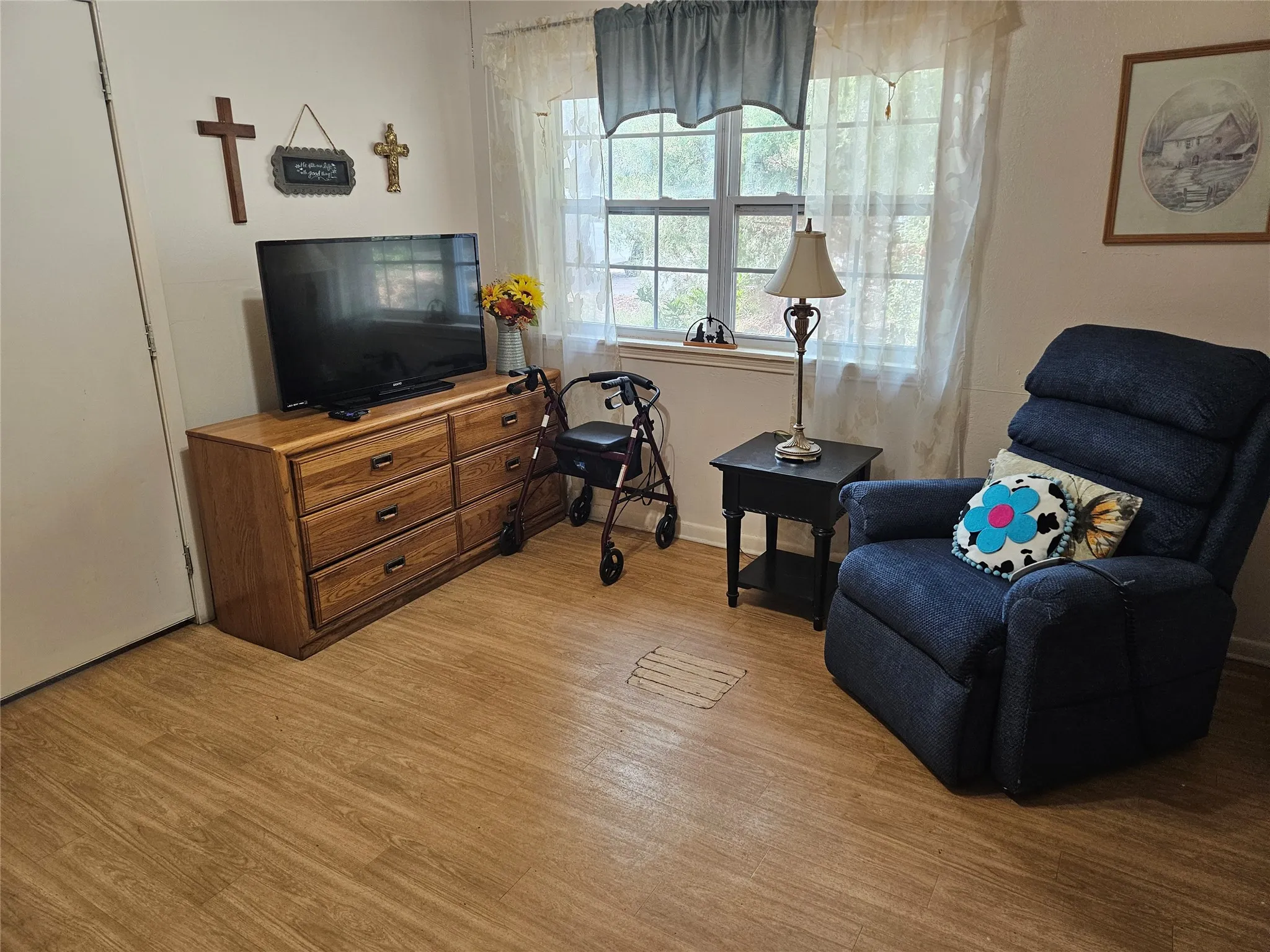Single Family Residence For Sale in Denton County , 3200 Donna Road, Denton, Texas 76207, 10 Bedroom, 4 Bathroom, Garage spaces, 3,459 Sqft, built in 1971, Preowned, mls#21169972, Real Estate Agent in Denton, Homes For Sale in Denton county, Homes For Sale in Denton, Realtor in Denton Texas, Real Estate Brokerage Independent Realty Texas, Luminita Cordes Realtor