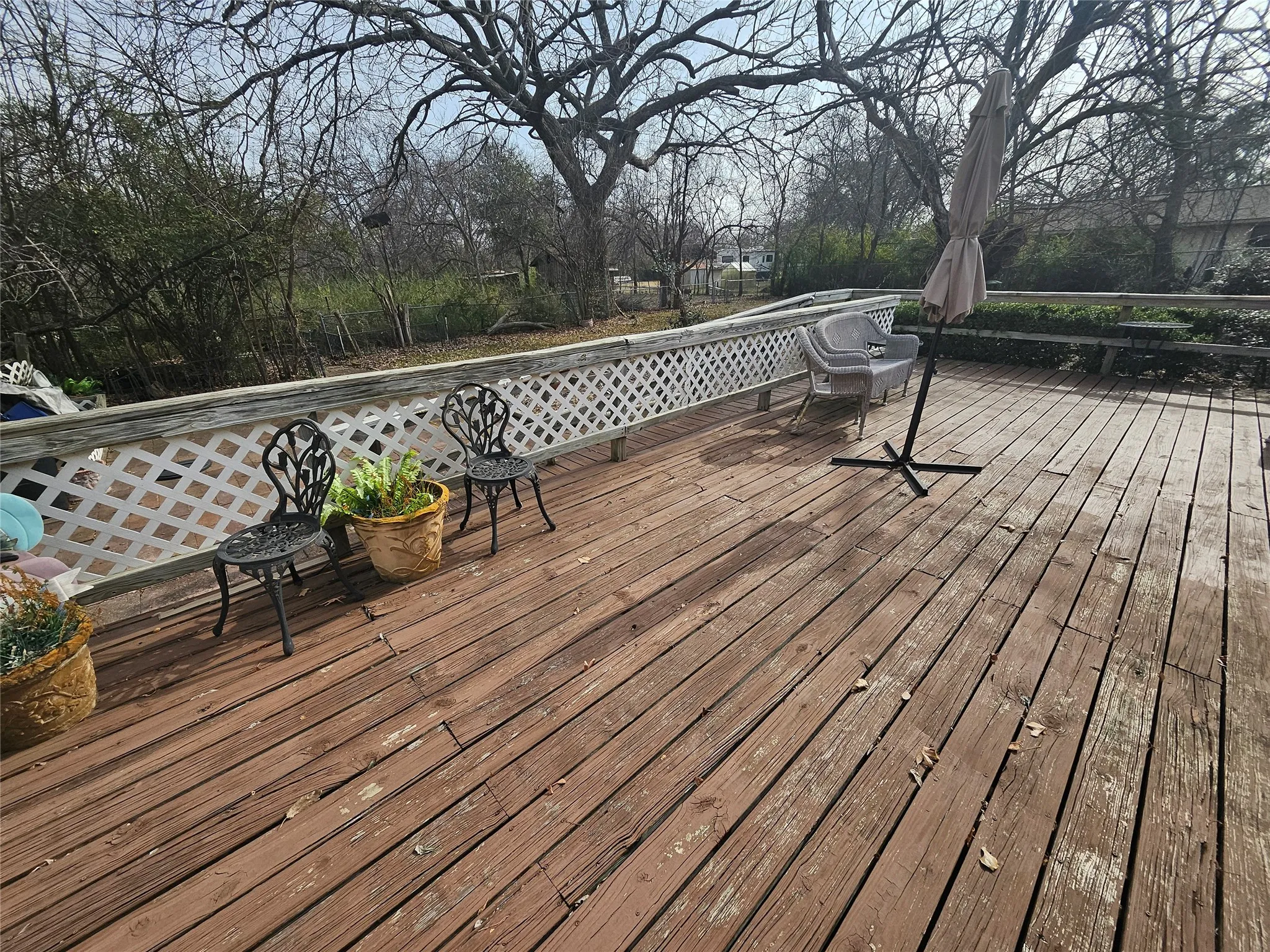Single Family Residence For Sale in Denton County , 3200 Donna Road, Denton, Texas 76207, 10 Bedroom, 4 Bathroom, Garage spaces, 3,459 Sqft, built in 1971, Preowned, mls#21169972, Real Estate Agent in Denton, Homes For Sale in Denton county, Homes For Sale in Denton, Realtor in Denton Texas, Real Estate Brokerage Independent Realty Texas, Luminita Cordes Realtor