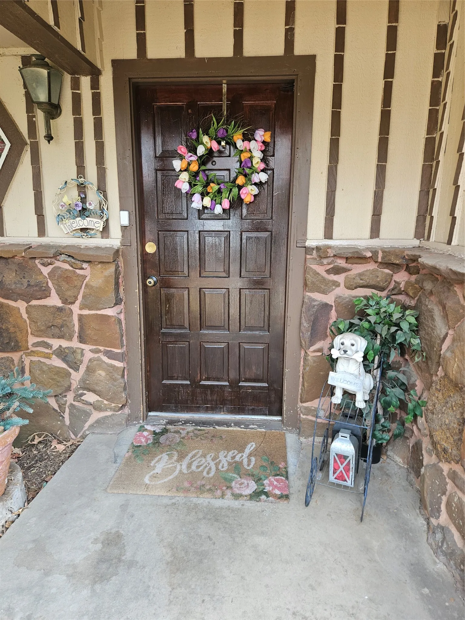 Single Family Residence For Sale in Denton County , 3200 Donna Road, Denton, Texas 76207, 10 Bedroom, 4 Bathroom, Garage spaces, 3,459 Sqft, built in 1971, Preowned, mls#21169972, Real Estate Agent in Denton, Homes For Sale in Denton county, Homes For Sale in Denton, Realtor in Denton Texas, Real Estate Brokerage Independent Realty Texas, Luminita Cordes Realtor