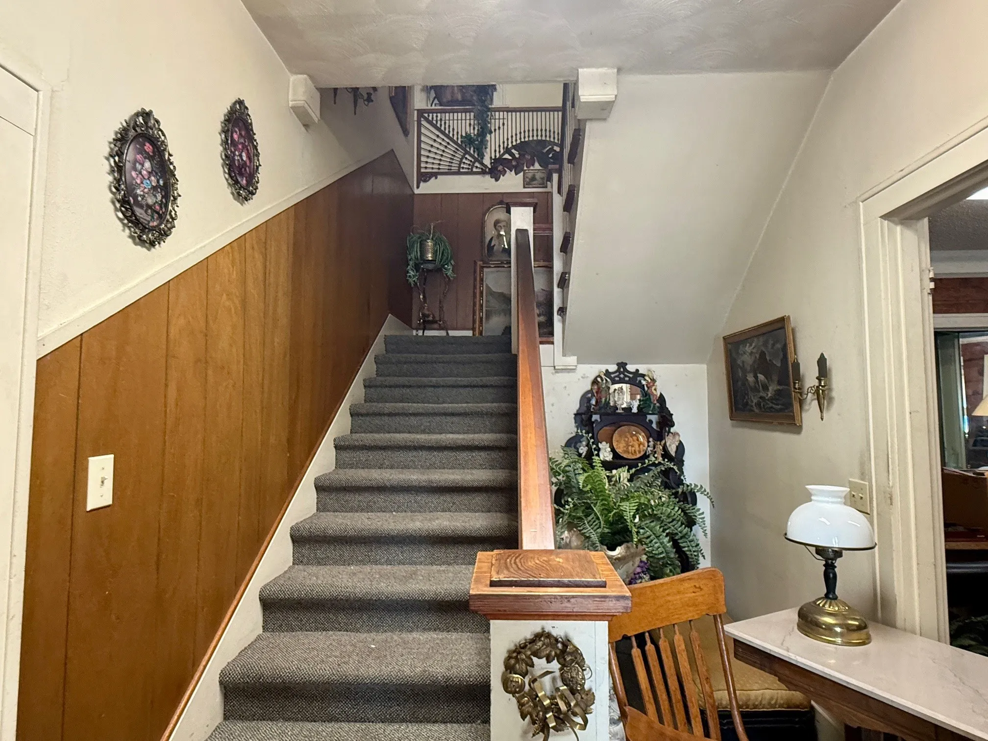 Single Family Residence For Sale in Kaufman County , 203b N Rockwall Avenue, Terrell, Texas 75160, 4 Bedroom, 3 Bathroom, Garage spaces, 4,633 Sqft, built in 1922, Preowned, mls#21170124, Real Estate Agent in Terrell, Homes For Sale in Kaufman county, Homes For Sale in Terrell, Realtor in Terrell Texas, Real Estate Brokerage Independent Realty Texas, Luminita Cordes Realtor