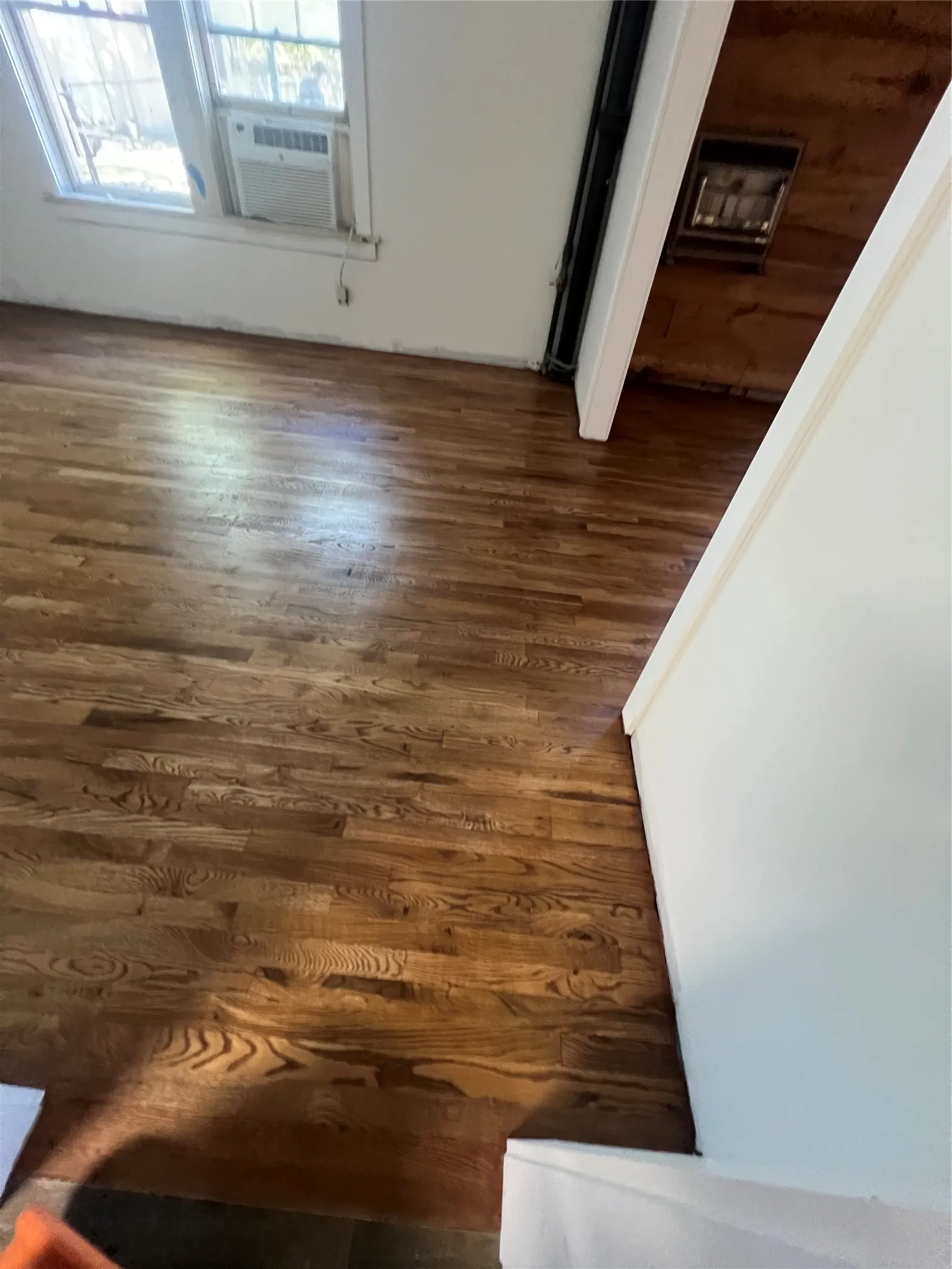 Single Family Residence For Sale in Kaufman County , 203b N Rockwall Avenue, Terrell, Texas 75160, 4 Bedroom, 3 Bathroom, Garage spaces, 4,633 Sqft, built in 1922, Preowned, mls#21170124, Real Estate Agent in Terrell, Homes For Sale in Kaufman county, Homes For Sale in Terrell, Realtor in Terrell Texas, Real Estate Brokerage Independent Realty Texas, Luminita Cordes Realtor