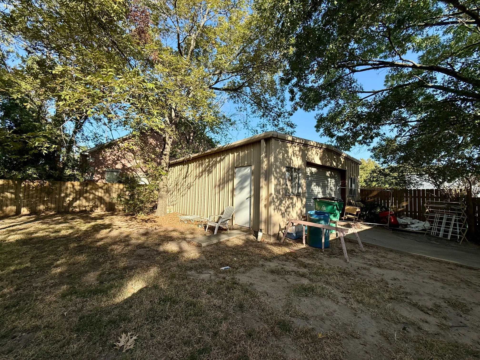 Single Family Residence For Sale in Kaufman County , 203b N Rockwall Avenue, Terrell, Texas 75160, 4 Bedroom, 3 Bathroom, Garage spaces, 4,633 Sqft, built in 1922, Preowned, mls#21170124, Real Estate Agent in Terrell, Homes For Sale in Kaufman county, Homes For Sale in Terrell, Realtor in Terrell Texas, Real Estate Brokerage Independent Realty Texas, Luminita Cordes Realtor