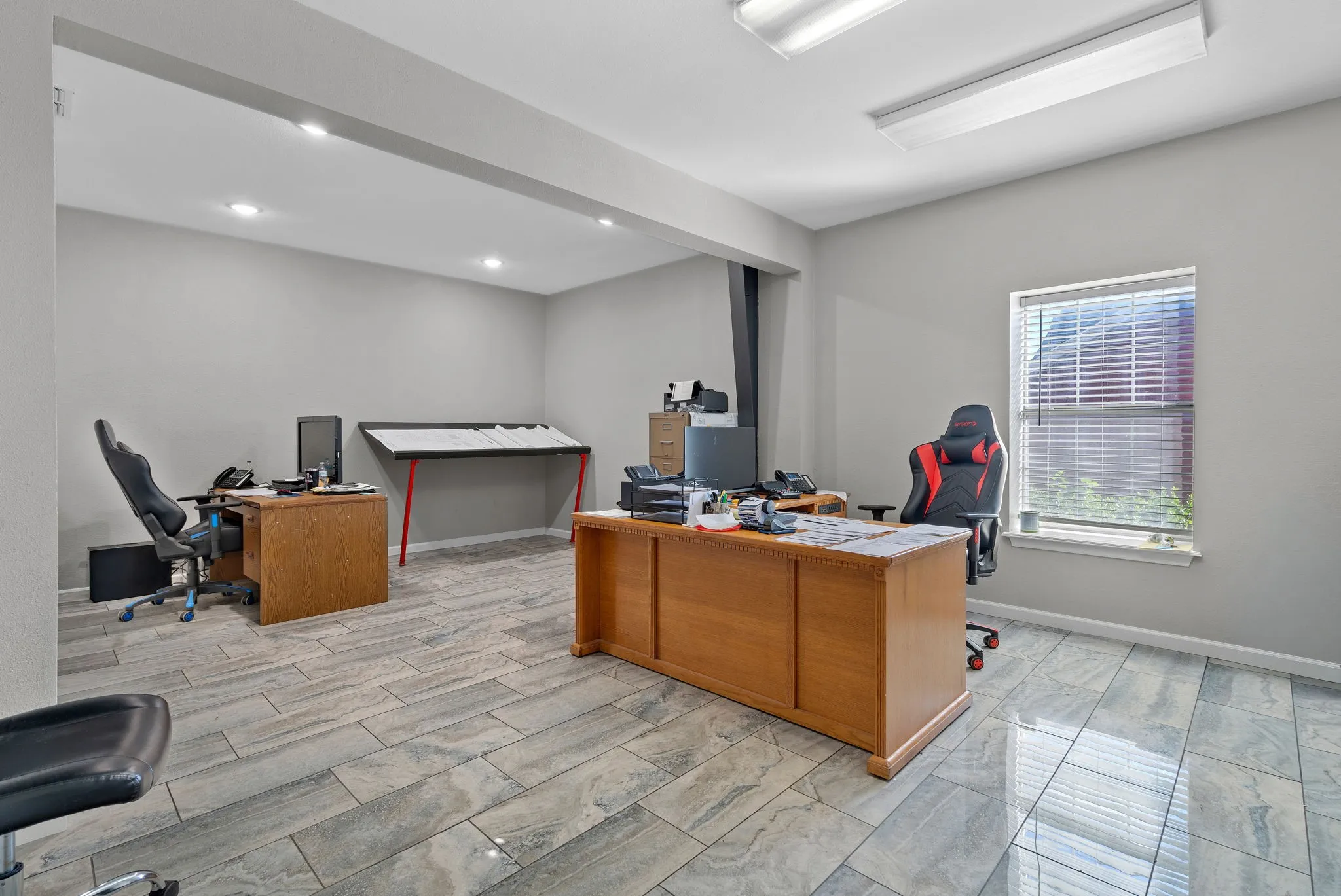 Office For Sale in Tarrant County , 132 W Mcleroy Boulevard, Saginaw, Texas 76179, 0, 0, Garage spaces, 0 Sqft, built in 1997, Preowned, Price $1,310,000, mls#21170198, Real Estate Agent in Saginaw, Homes For Sale in Tarrant county, Homes For Sale in Saginaw, Realtor in Saginaw Texas, Real Estate Brokerage Independent Realty Texas, Luminita Cordes Realtor