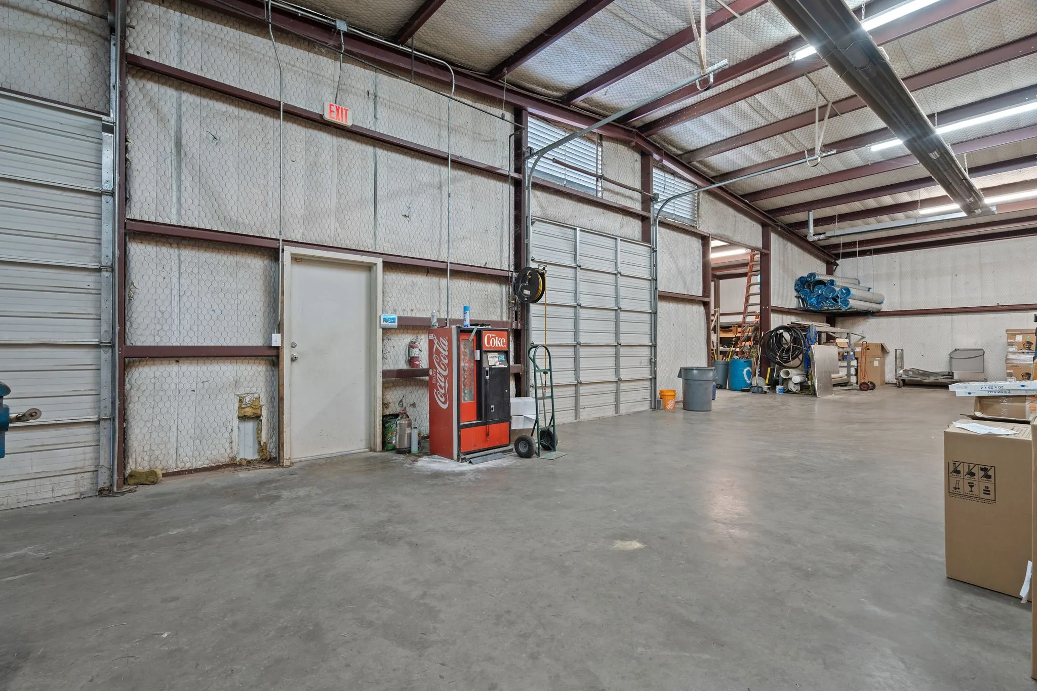 Office For Sale in Tarrant County , 132 W Mcleroy Boulevard, Saginaw, Texas 76179, 0, 0, Garage spaces, 0 Sqft, built in 1997, Preowned, Price $1,310,000, mls#21170198, Real Estate Agent in Saginaw, Homes For Sale in Tarrant county, Homes For Sale in Saginaw, Realtor in Saginaw Texas, Real Estate Brokerage Independent Realty Texas, Luminita Cordes Realtor