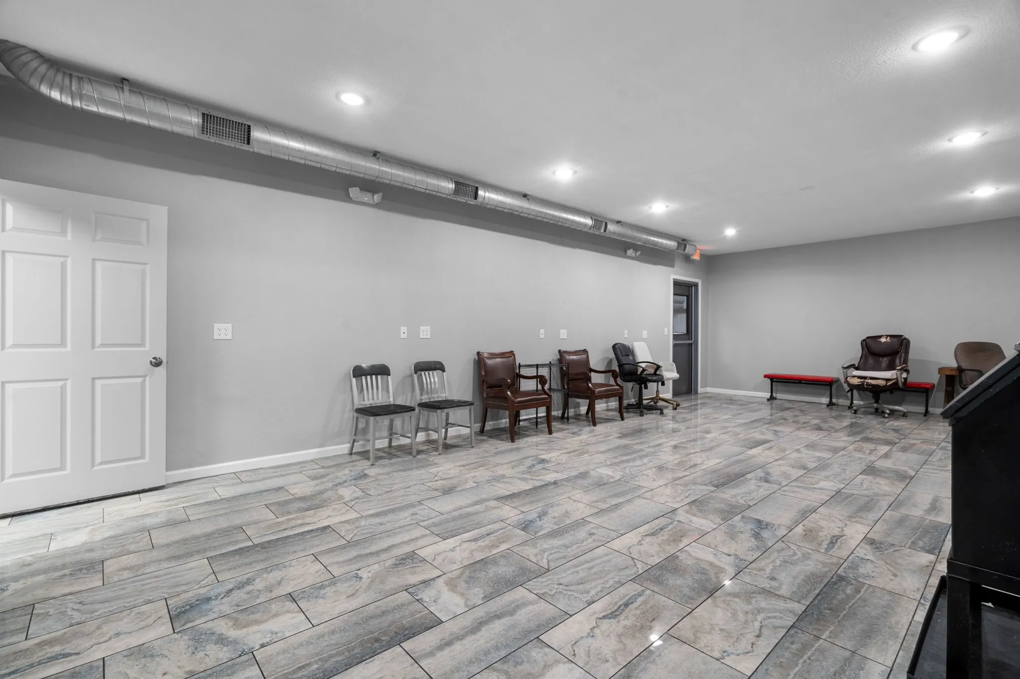 Office For Sale in Tarrant County , 132 W Mcleroy Boulevard, Saginaw, Texas 76179, 0, 0, Garage spaces, 0 Sqft, built in 1997, Preowned, Price $1,310,000, mls#21170198, Real Estate Agent in Saginaw, Homes For Sale in Tarrant county, Homes For Sale in Saginaw, Realtor in Saginaw Texas, Real Estate Brokerage Independent Realty Texas, Luminita Cordes Realtor