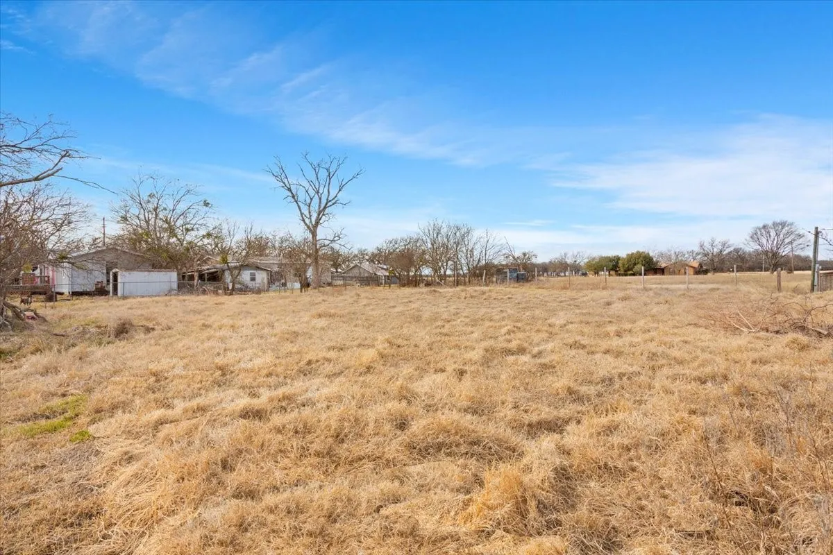 Mobile Home For Sale in Mc Lennan County , 247 N Lake Street, Axtell, Texas 76624, 5 Bedroom, 2 Bathroom, Garage spaces, 2,016 Sqft, built in 2013, mls#21170191, Real Estate Agent in Axtell, Homes For Sale in Mc Lennan county, Homes For Sale in Axtell, Realtor in Axtell Texas, Real Estate Brokerage Independent Realty Texas, Luminita Cordes Realtor