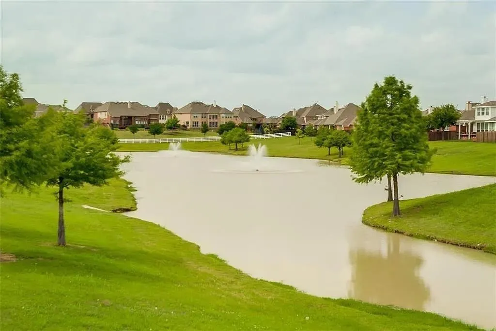 Single Family Residence For Sale in Tarrant County , 2703 Waterway Drive, Grand Prairie, Texas 75054, 3 Bedroom, 3 Bathroom, 2 Garage spaces, 3,016 Sqft, built in 2006, mls#21162760, Real Estate Agent in Grand Prairie, Homes For Sale in Tarrant county, Homes For Sale in Grand Prairie, Realtor in Grand Prairie Texas, Real Estate Brokerage Independent Realty Texas, Luminita Cordes Realtor