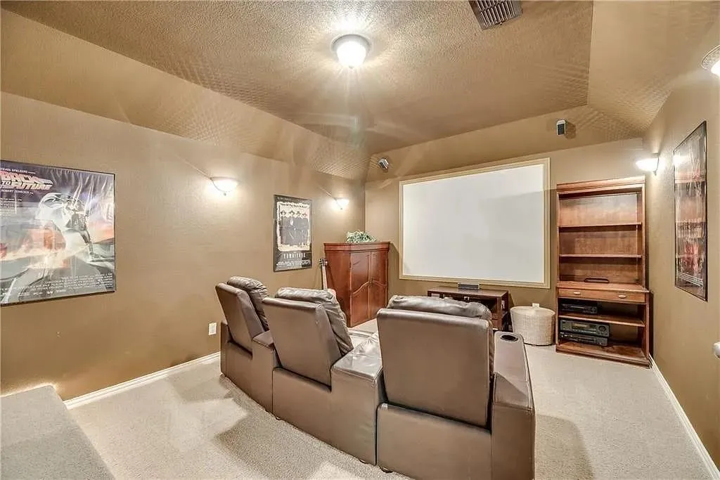 Single Family Residence For Sale in Tarrant County , 2703 Waterway Drive, Grand Prairie, Texas 75054, 3 Bedroom, 3 Bathroom, 2 Garage spaces, 3,016 Sqft, built in 2006, mls#21162760, Real Estate Agent in Grand Prairie, Homes For Sale in Tarrant county, Homes For Sale in Grand Prairie, Realtor in Grand Prairie Texas, Real Estate Brokerage Independent Realty Texas, Luminita Cordes Realtor